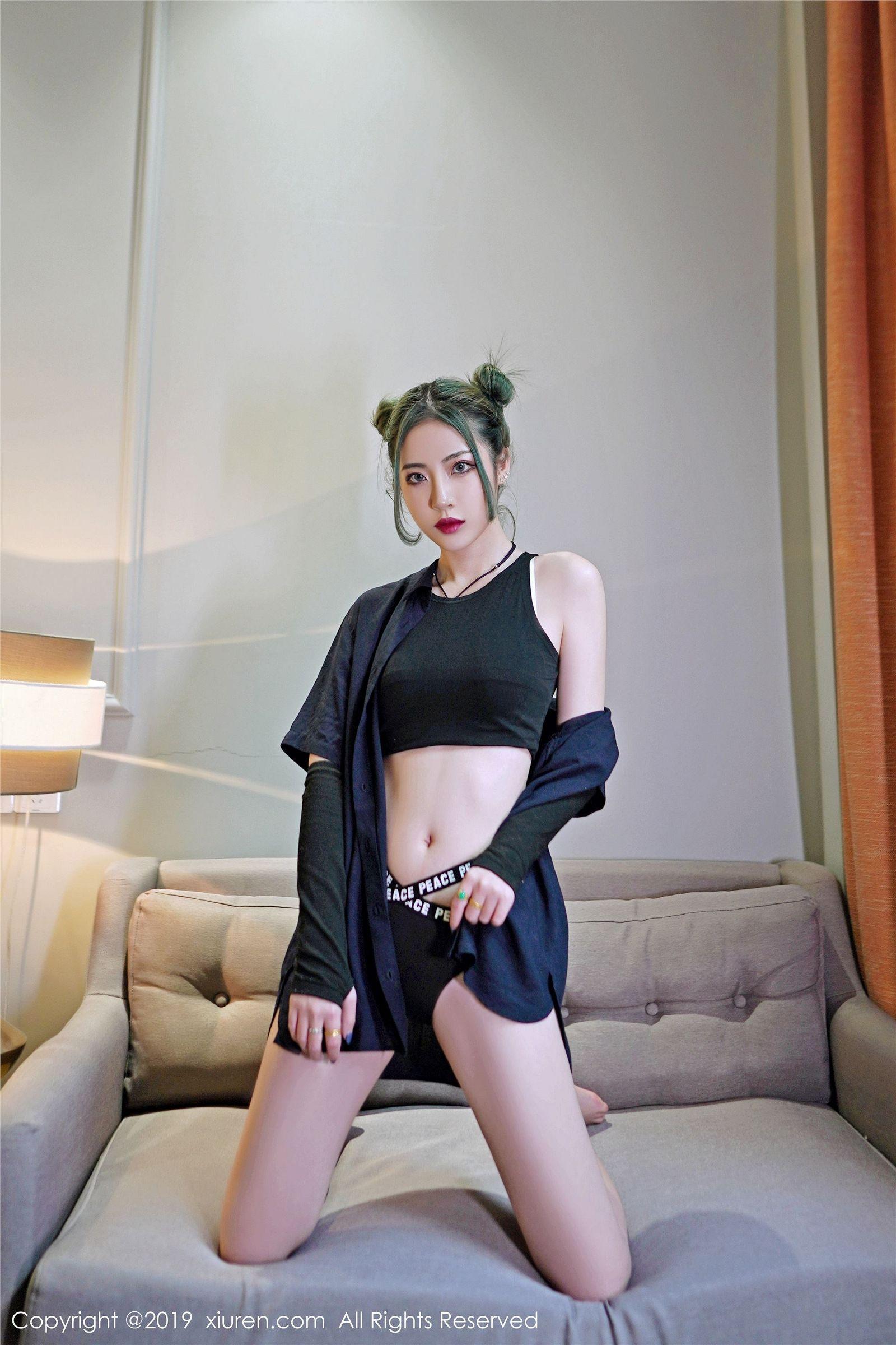 [XIUREN秀人网] 2019.08.26 NO.1644 贾诗晗_p002