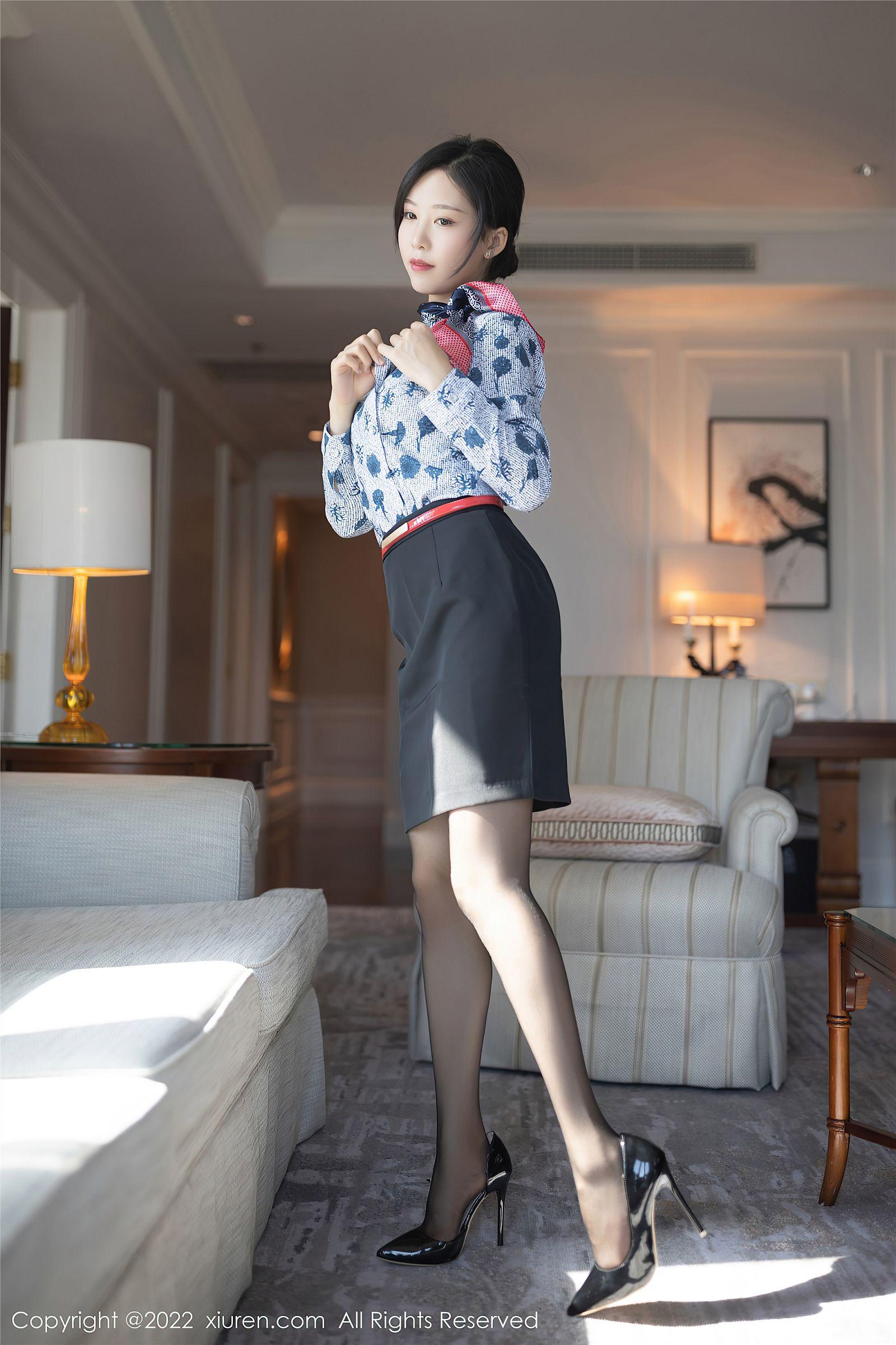 [XIUREN秀人网] 2022.01.06 NO.4430 抖娘利世_p002