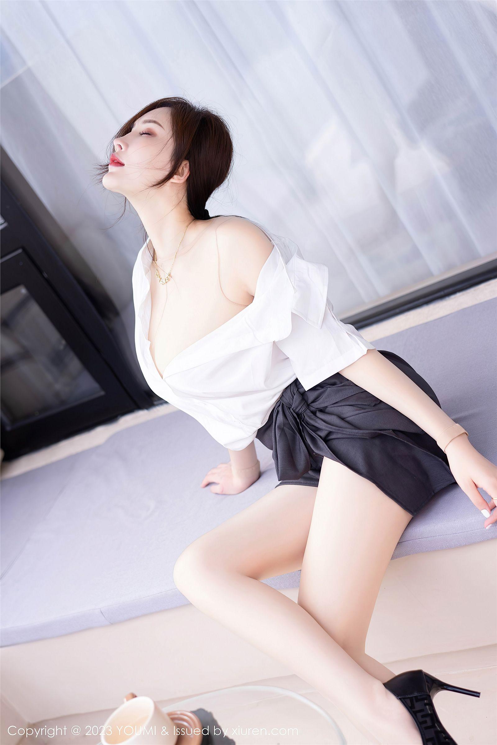 [YOUMI尤蜜荟] 2023.10.31 NO.998 Carol周妍希_p002