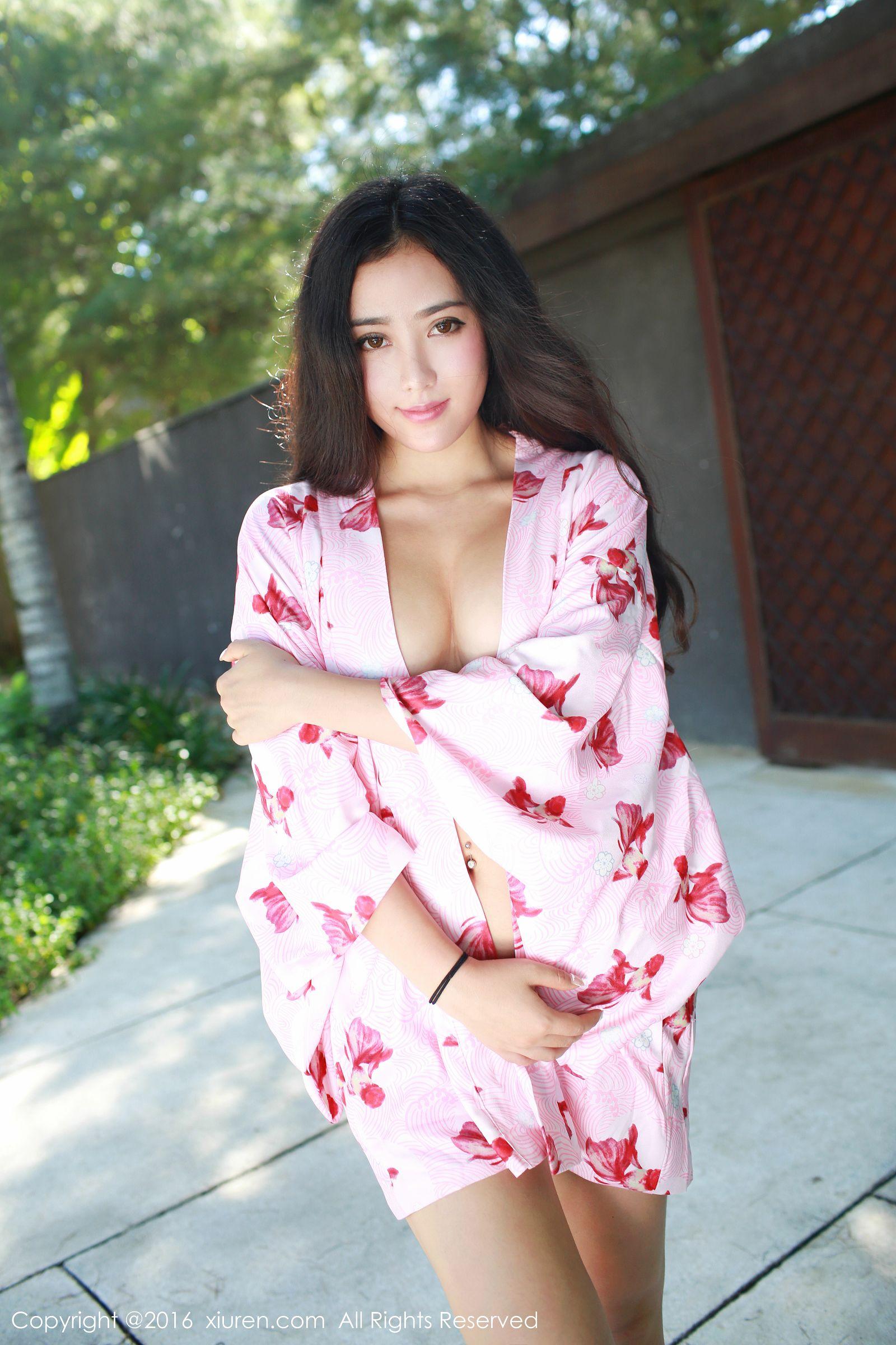 [秀人XIUREN] 2016.07.01 NO.554 Manuela玛鲁娜_p037