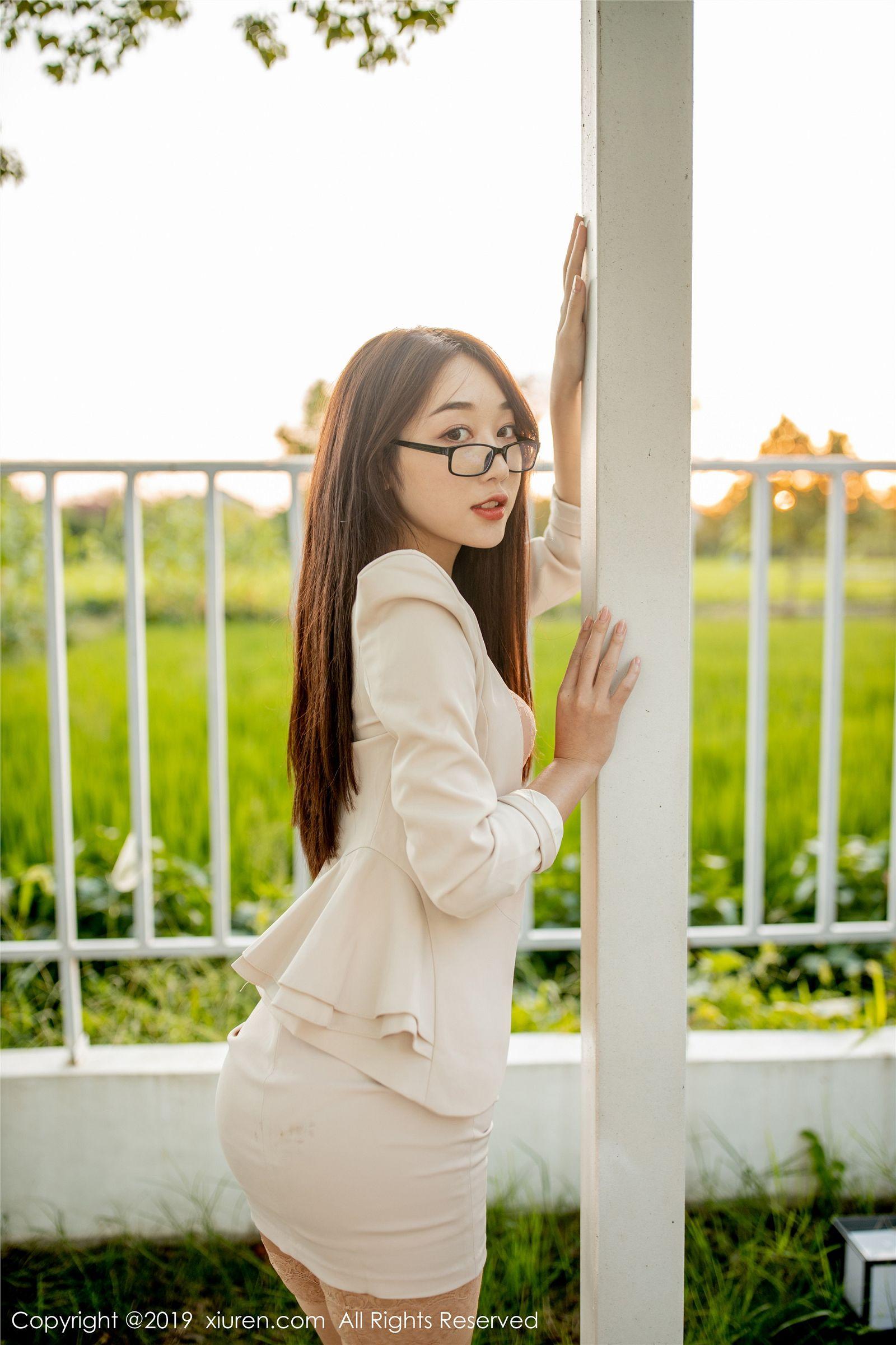 [XIUREN秀人网] 2019.09.27 NO.1700 小九月_p030