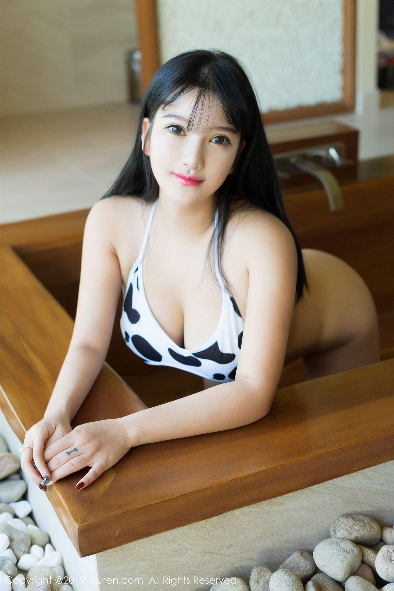 [XIUREN秀人网] 2019.08.07 Vol.1603 小尤奈_p040