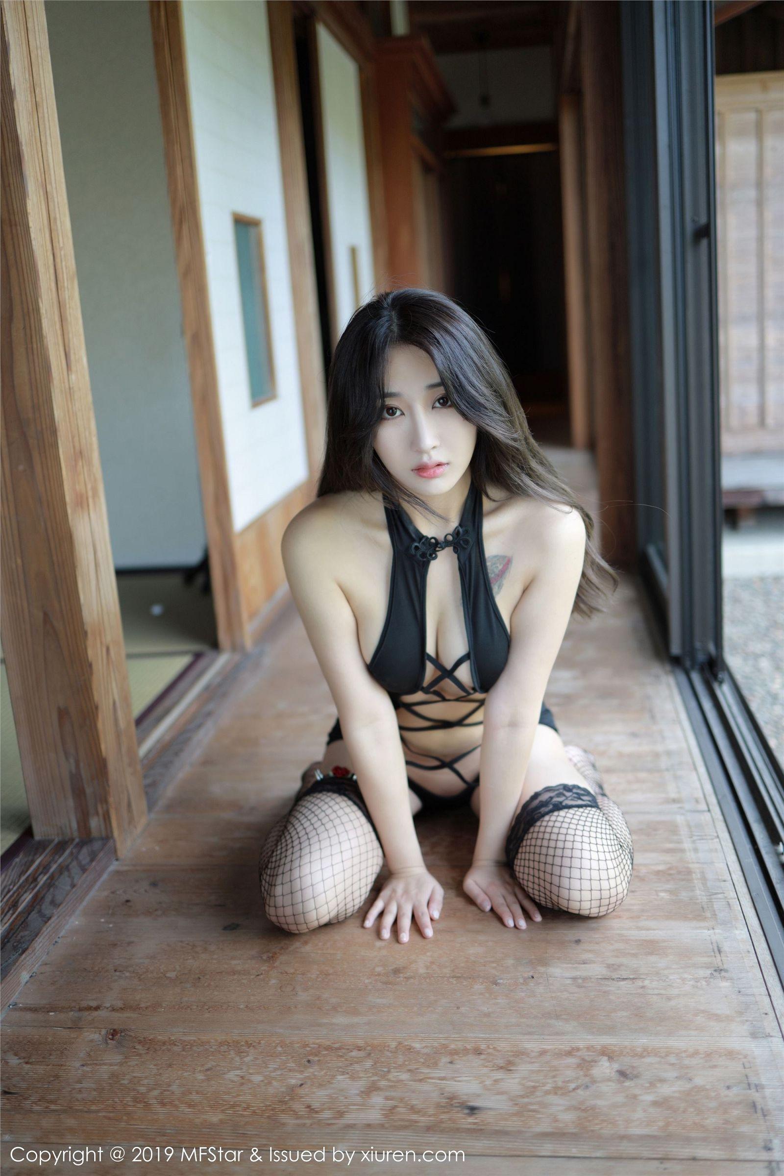 [MFStar模范学院] 2019.10.21 Vol.222 Betty林子欣_p040