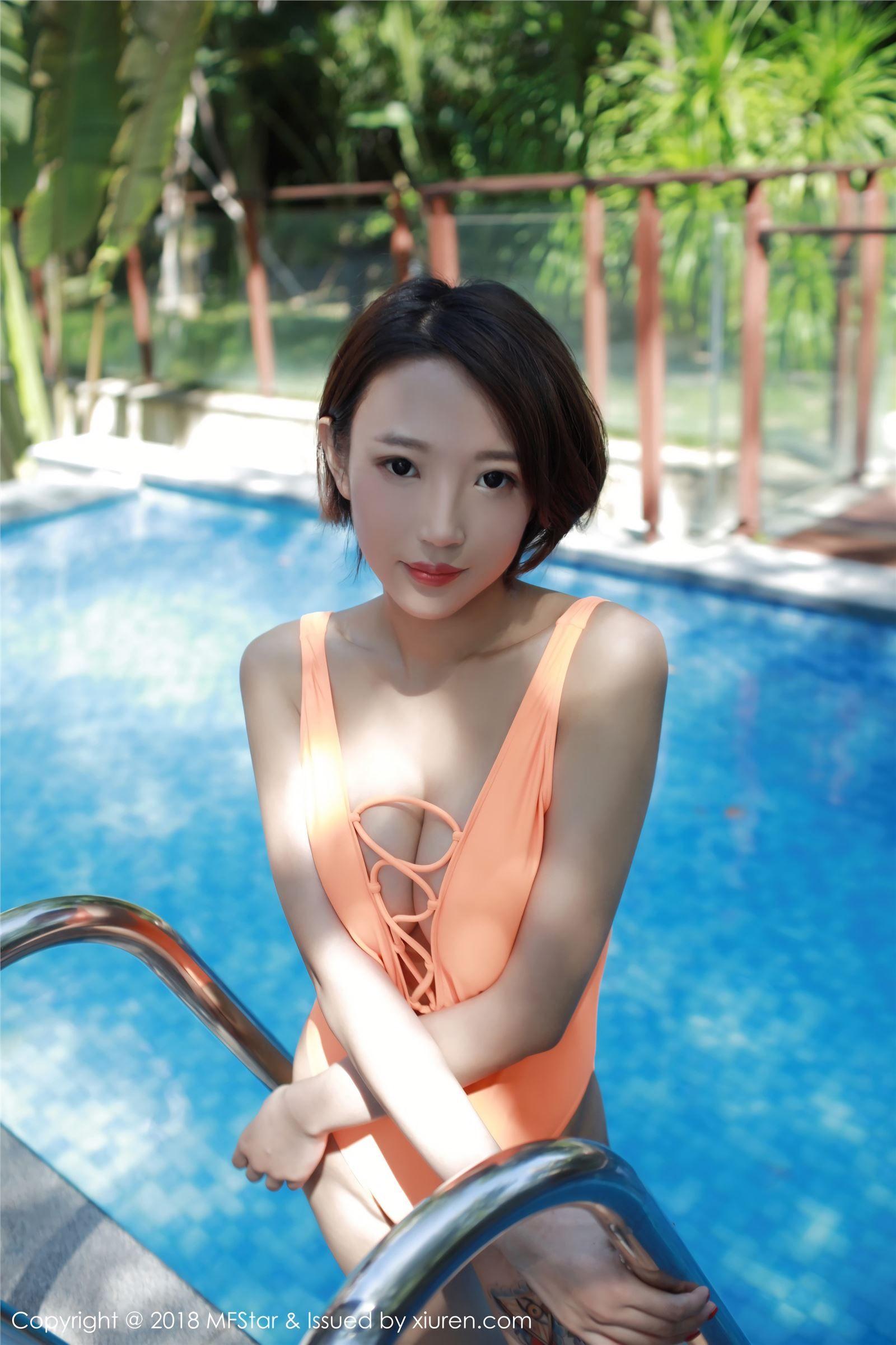 [模范学院美女] 2018.08.28 VOL.142 栗子Riz_p001