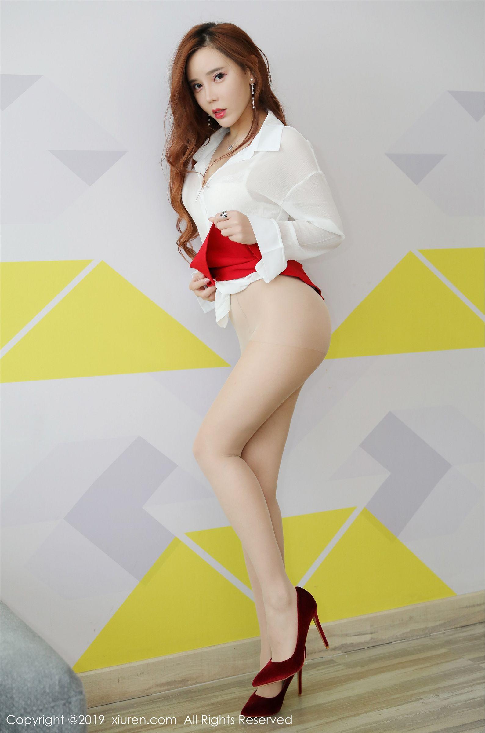 [XIUREN秀人网] 2019.12.25  No.1879 朦胧丝_袜极致诱人 艾小青_p044