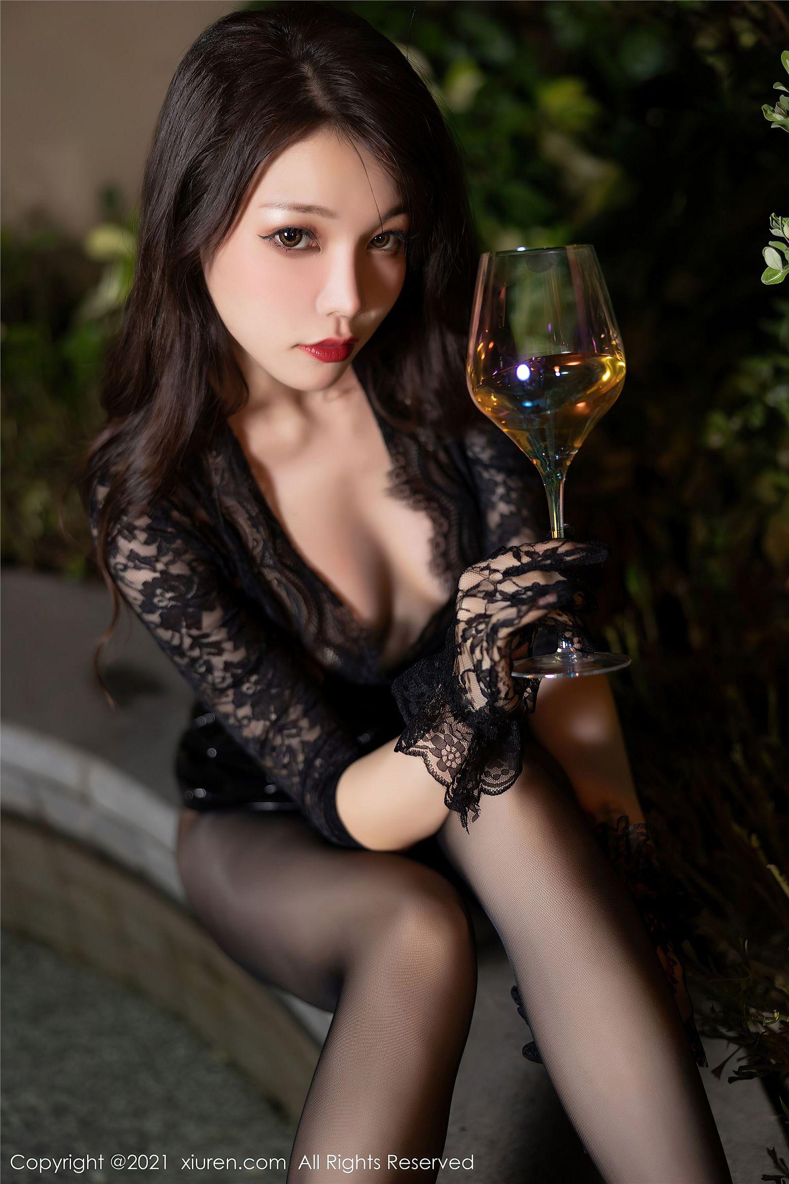[XIUREN秀人网] 2021.07.15 NO.3675 芝芝Booty_p006