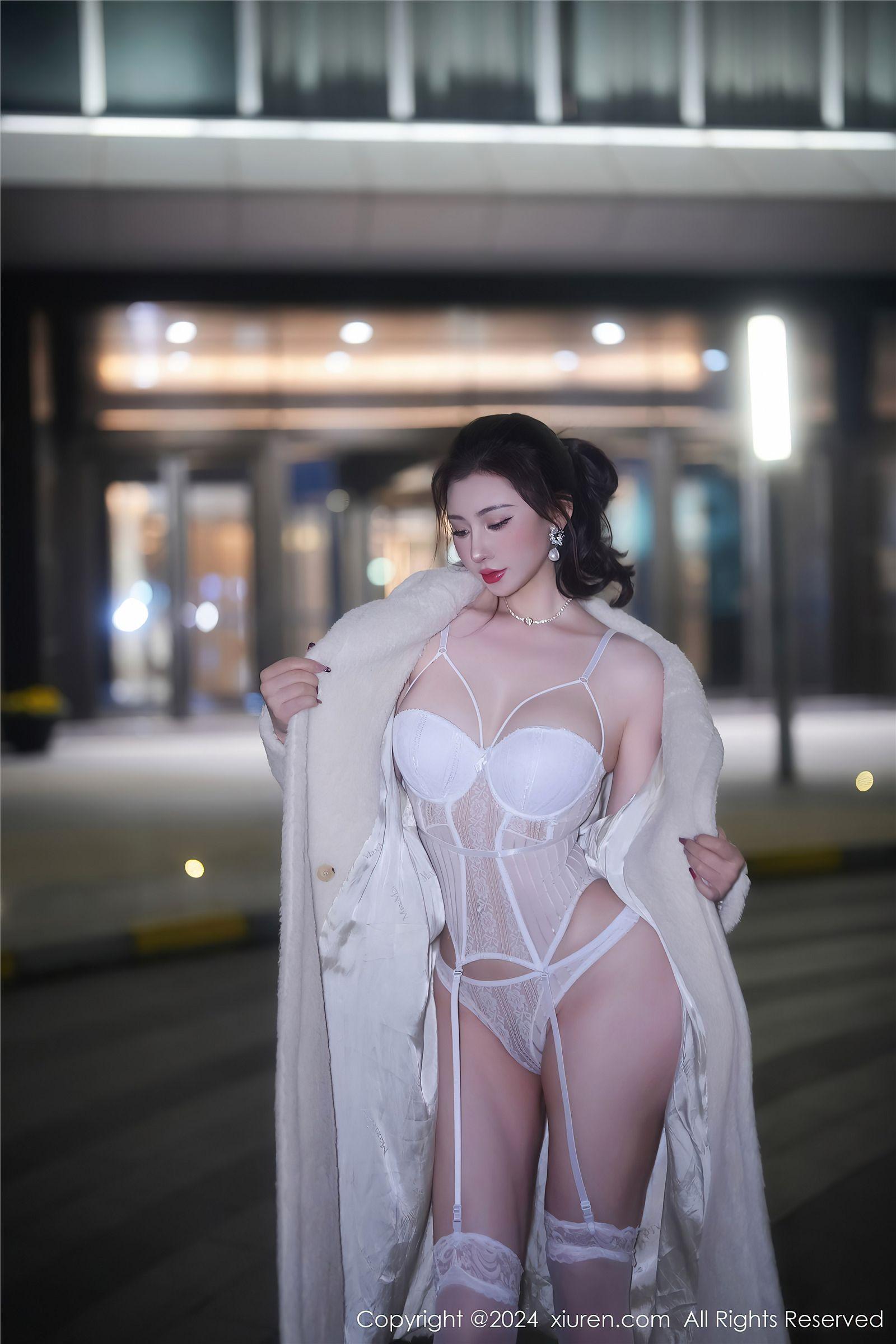 [XIUREN秀人网] 2024.01.18 NO.7978 蕾蕾醒了没_p034