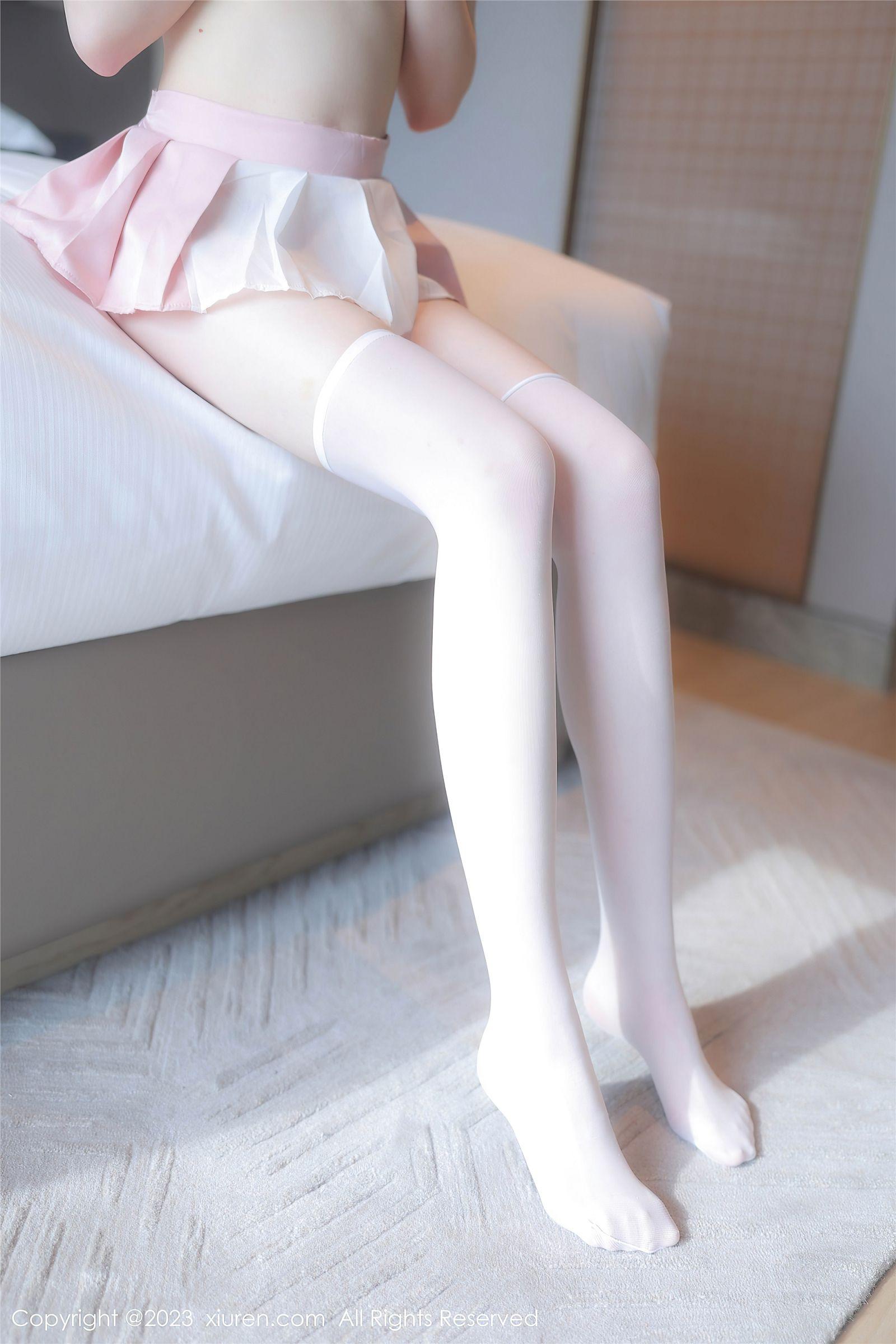 [XIUREN秀人网] 2023.07.17 NO.7090 林悠悠 护士服_p011