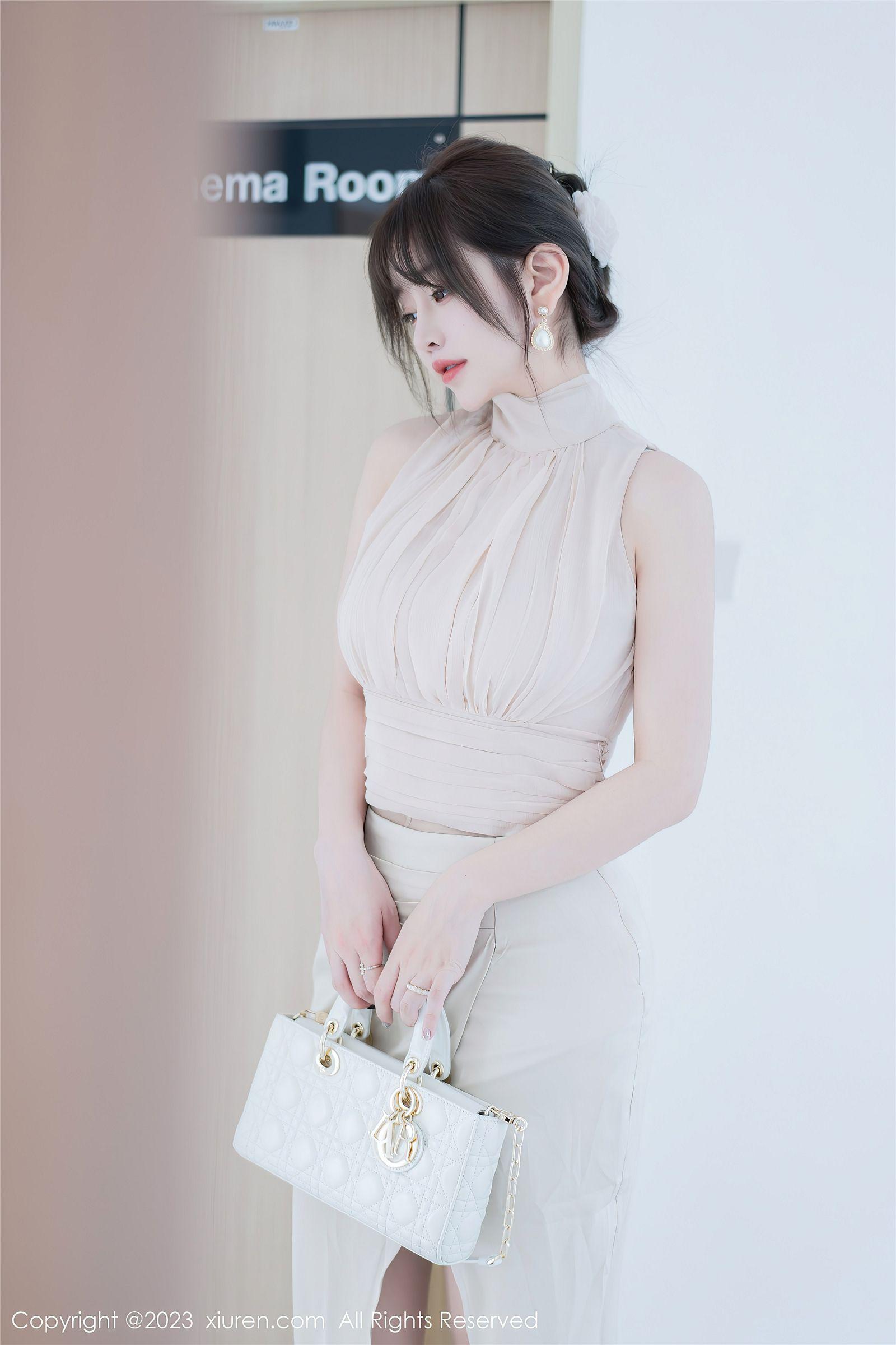 [XIUREN秀人网] 2023.05.19 NO.6768 王雨纯 泰国旅拍_p010