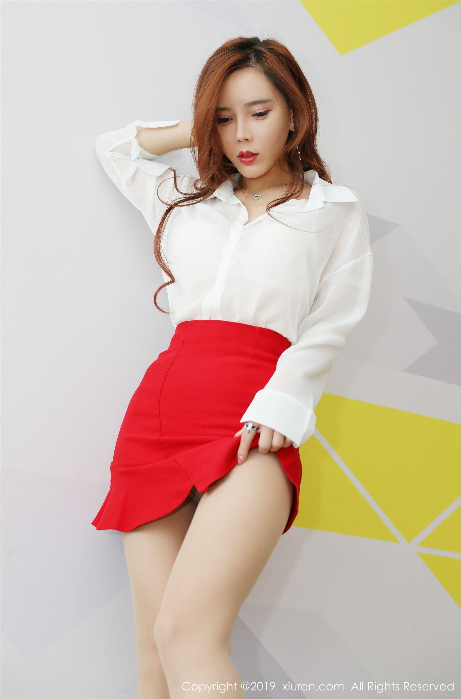 [XIUREN秀人网] 2019.12.25  No.1879 朦胧丝_袜极致诱人 艾小青_p046