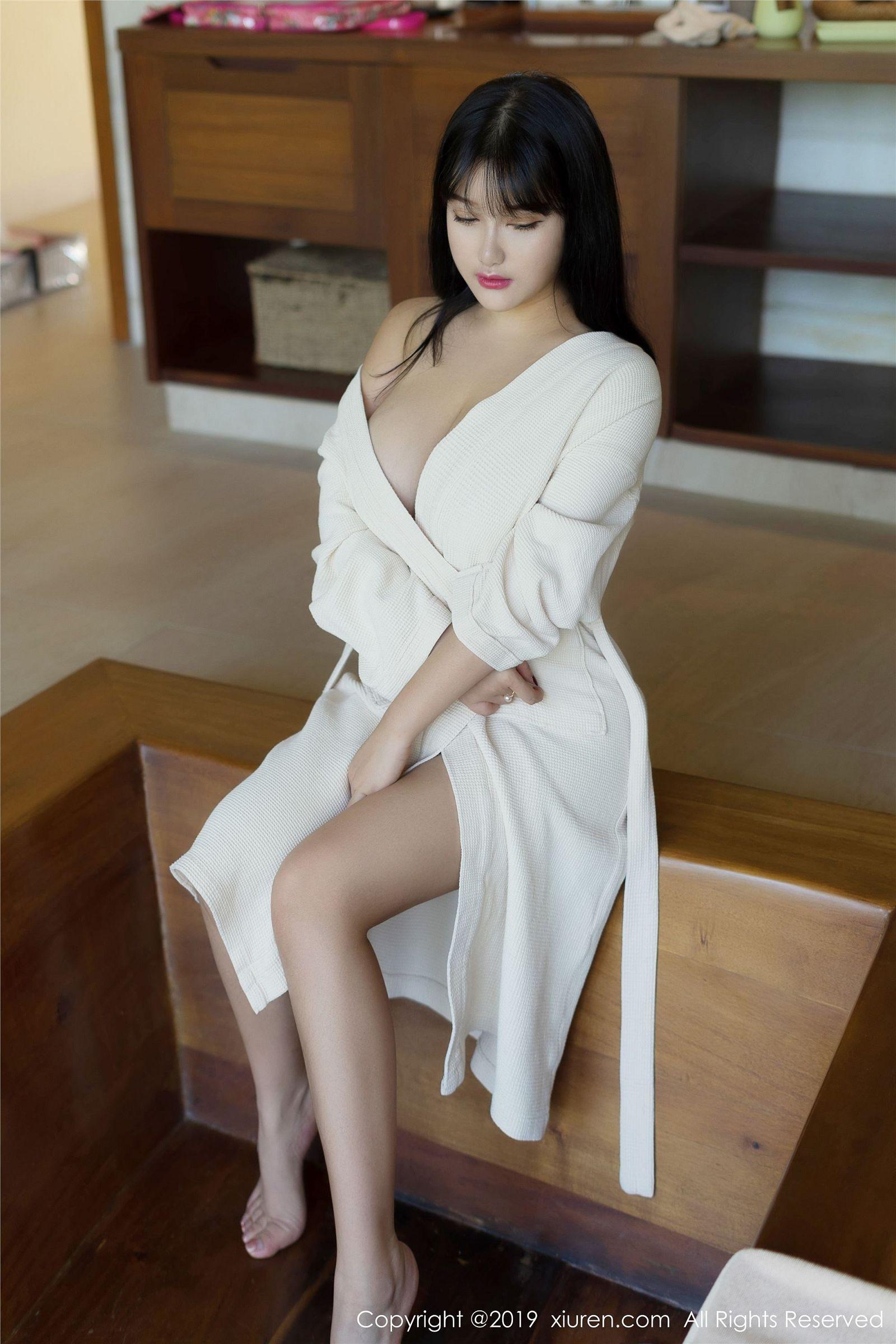 [XIUREN秀人网] 2019.08.07 Vol.1603 小尤奈_p017