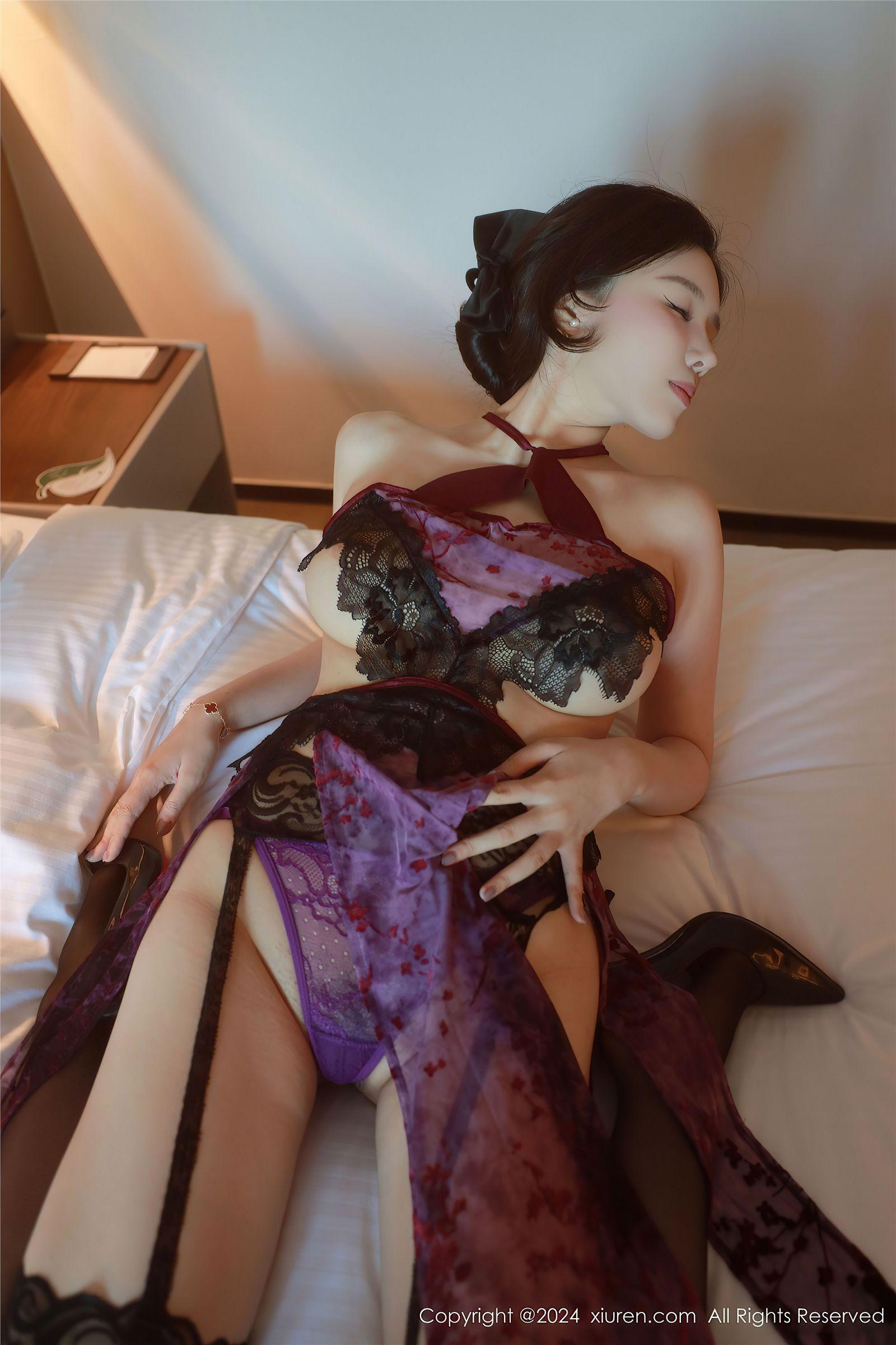 [XIUREN秀人网] 2024.10.16 NO.9292 唐翩翩_p002