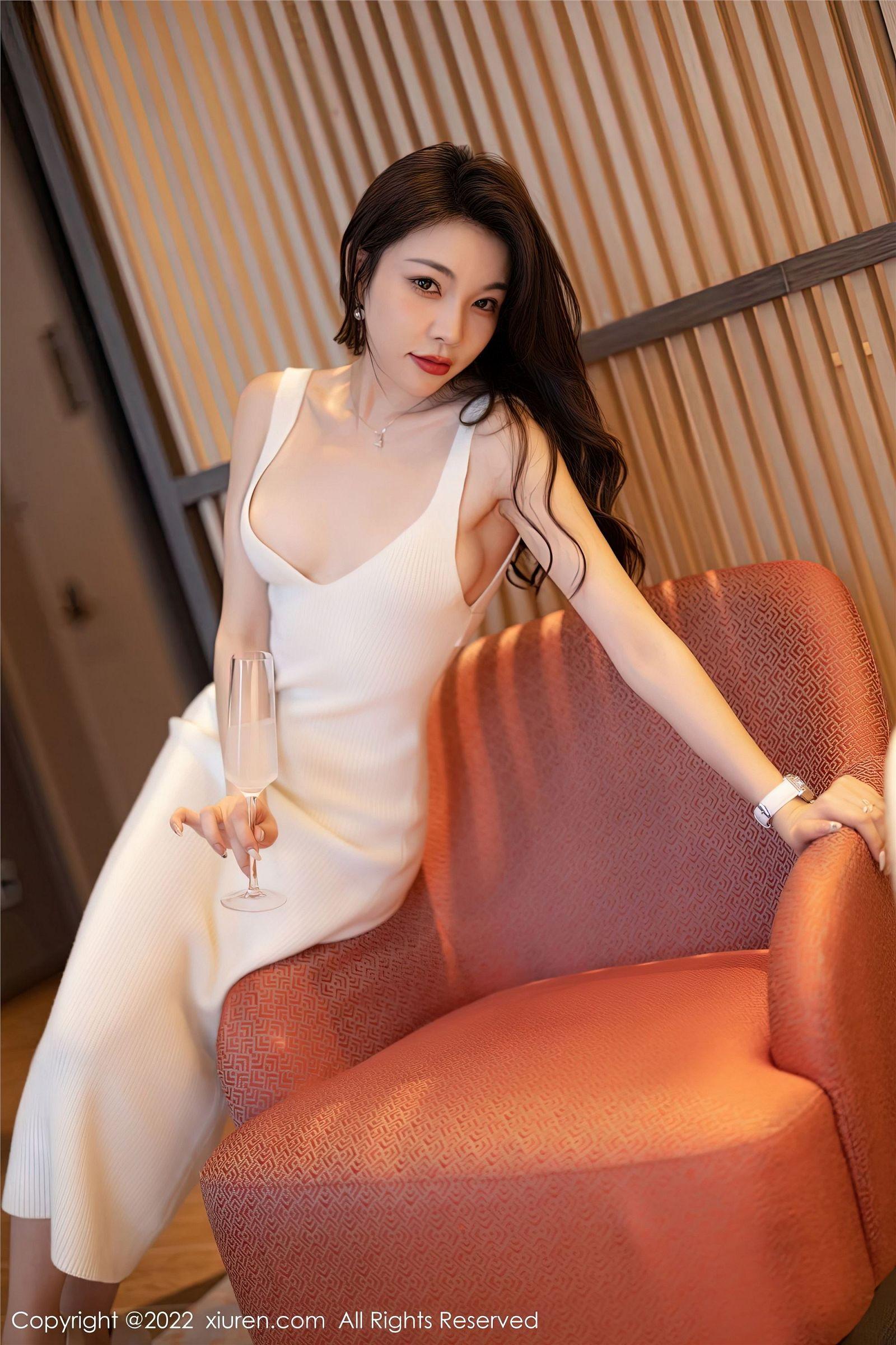 [XIUREN秀人网] 2022.12.16 NO.6010 徐莉芝Booty_p015