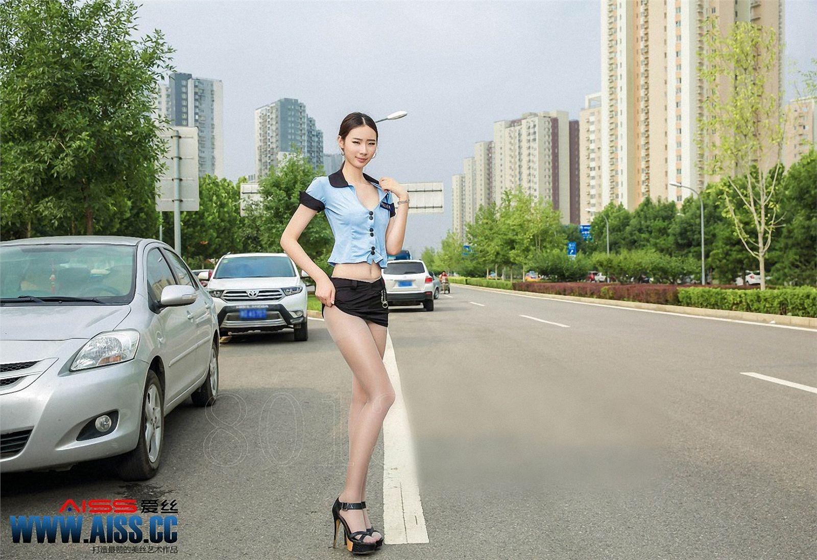 [AISS爱丝钻石] 丝袜美腿外拍 NO.061 长腿警员_p057