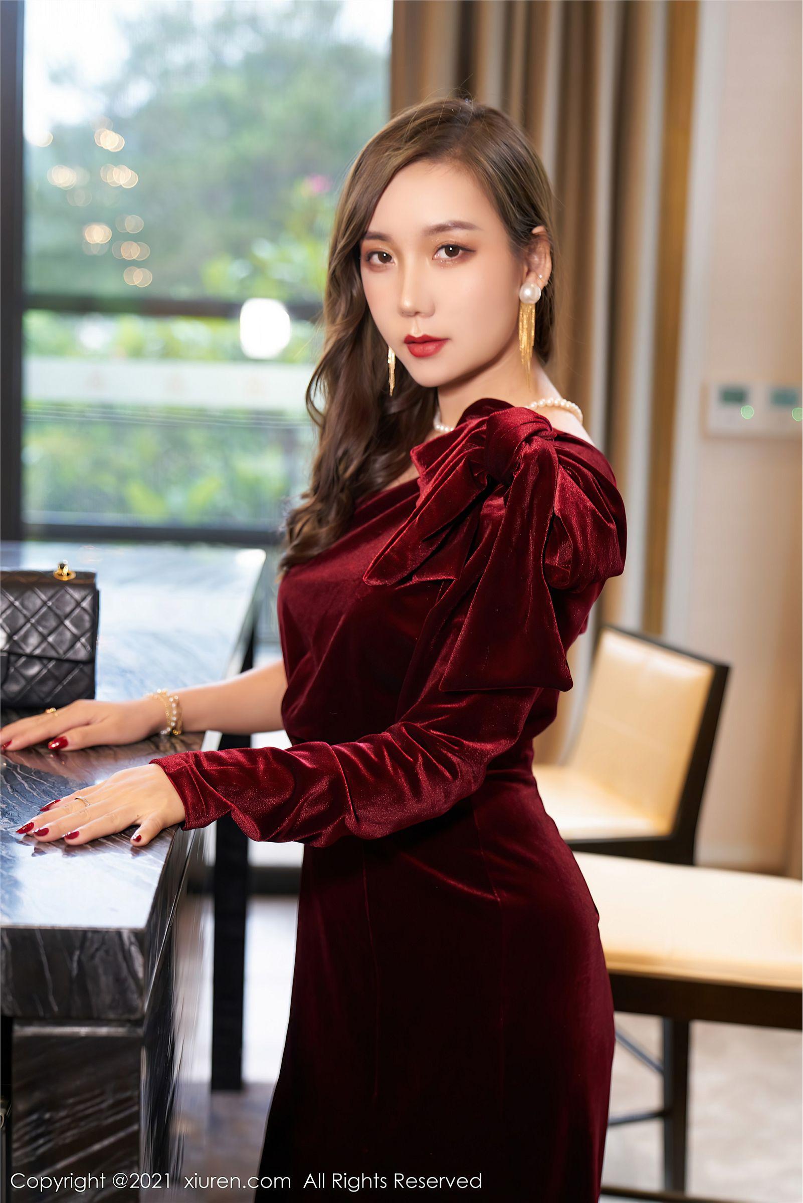 [XIUREN秀人网] 2021.08.17 NO.3807 艾静香_p055