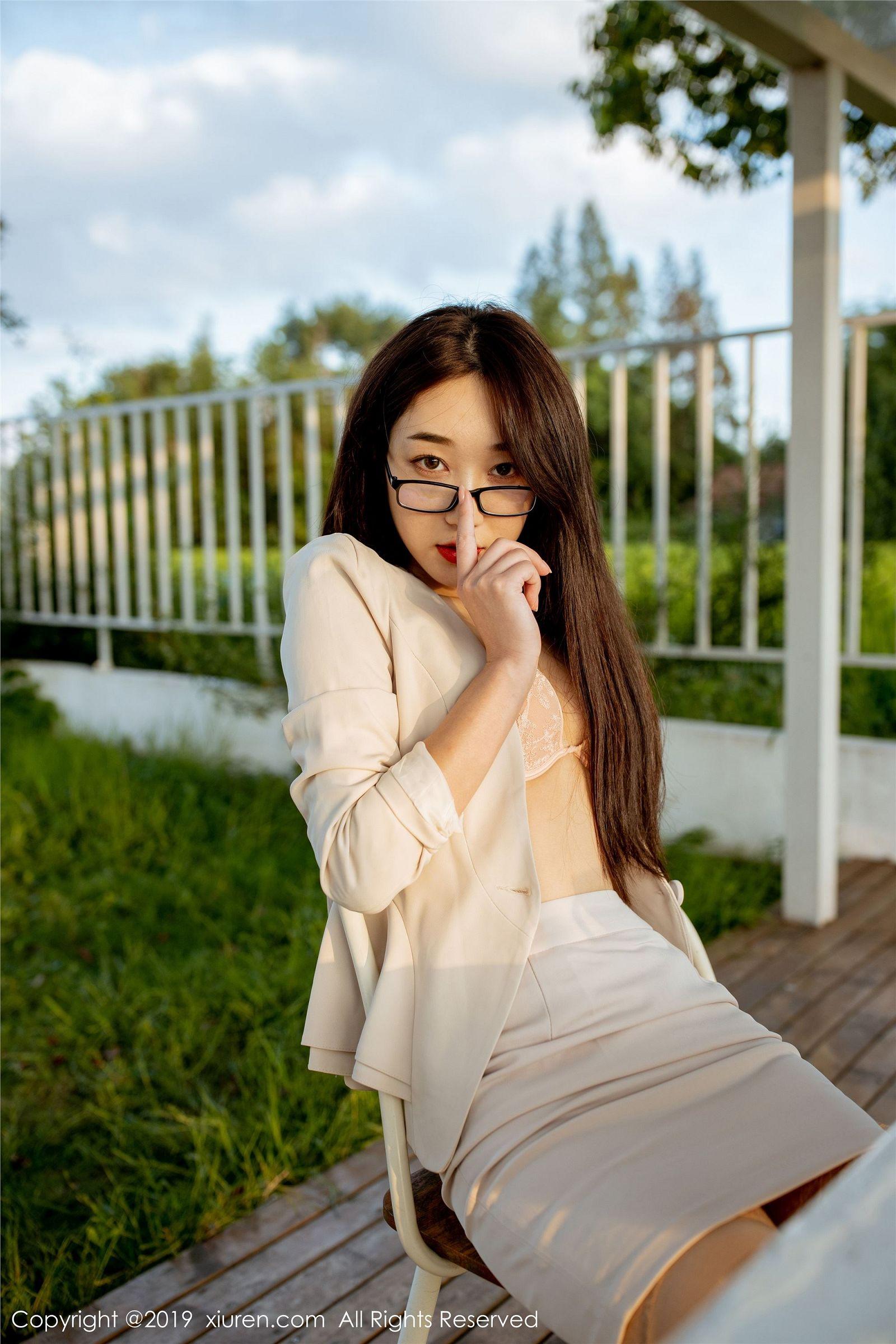 [XIUREN秀人网] 2019.09.27 NO.1700 小九月_p013