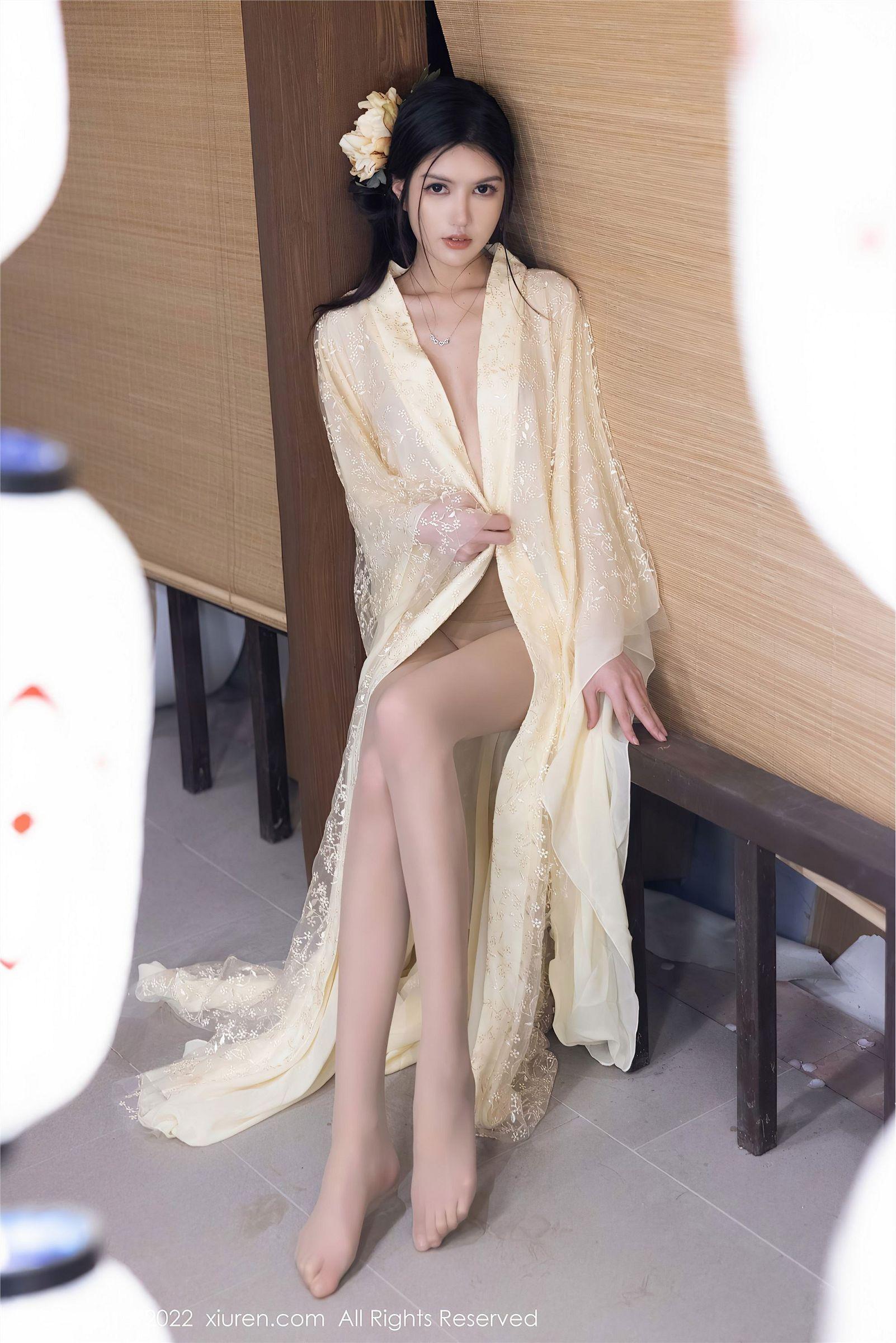 [XIUREN秀人网] 2022.08.04 NO.5387 媛媛酱belle_p052