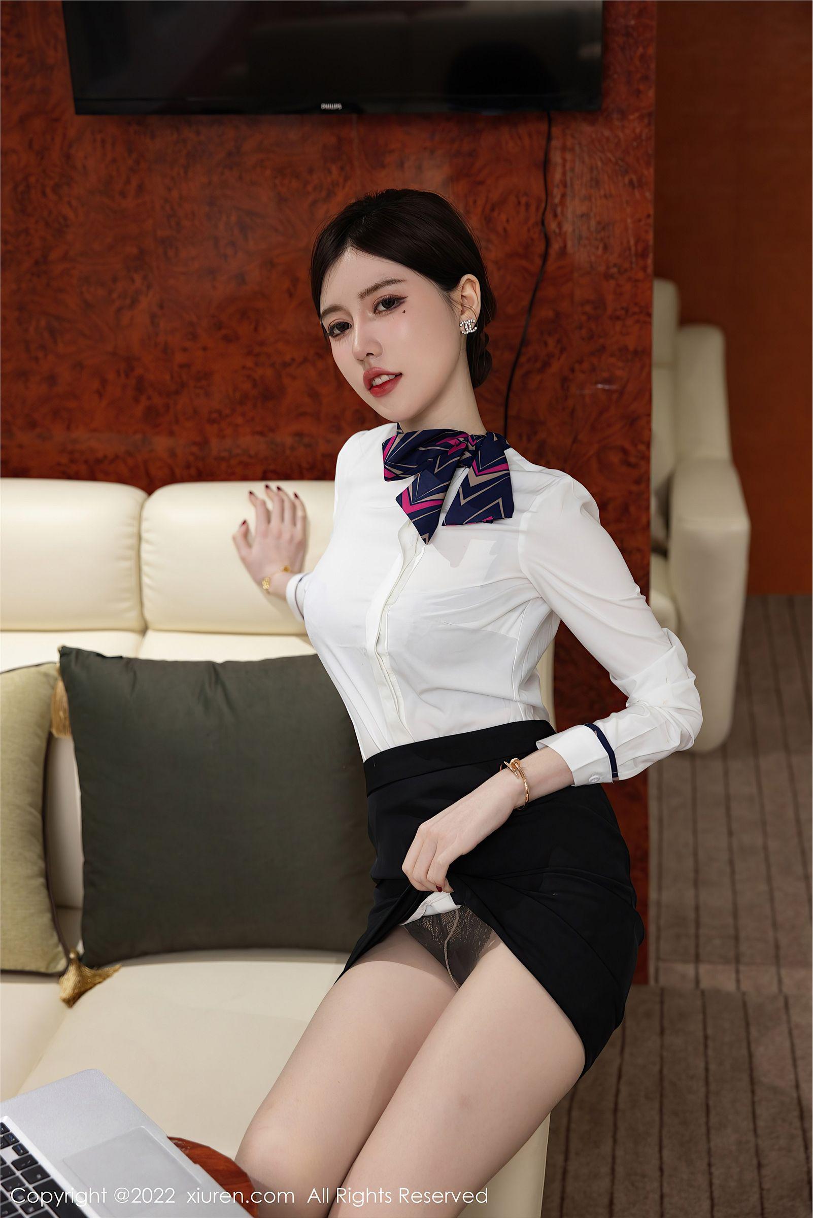 [XIUREN秀人网] 2022.10.12 NO.5696 美桃酱_p011