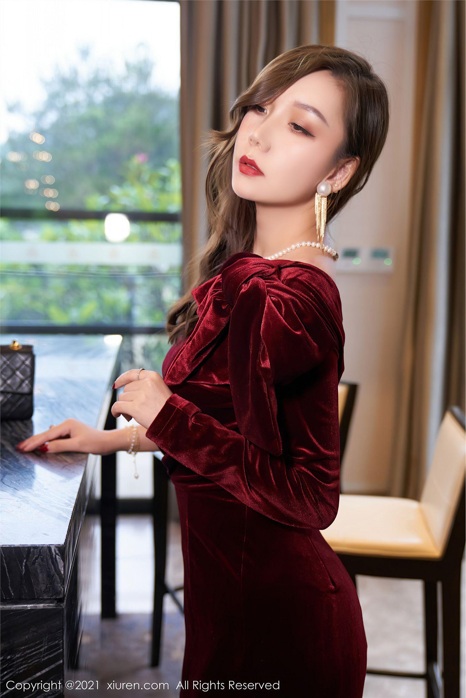 [XIUREN秀人网] 2021.08.17 NO.3807 艾静香_p056