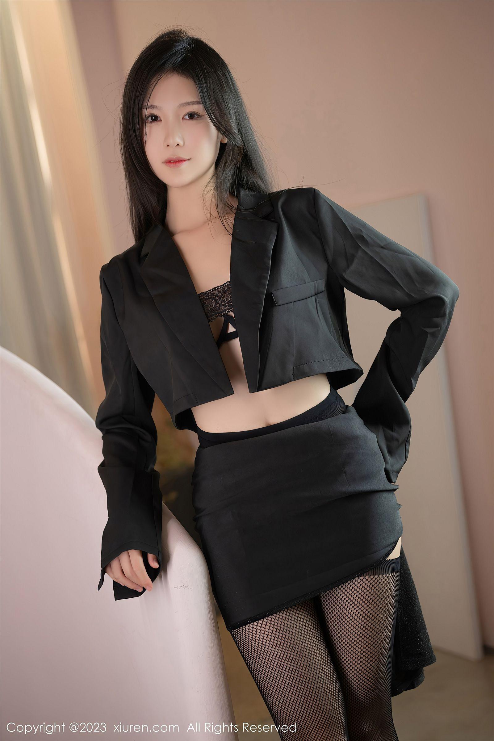 [XIUREN秀人网] 2023.08.02 NO.7175 利世_p001