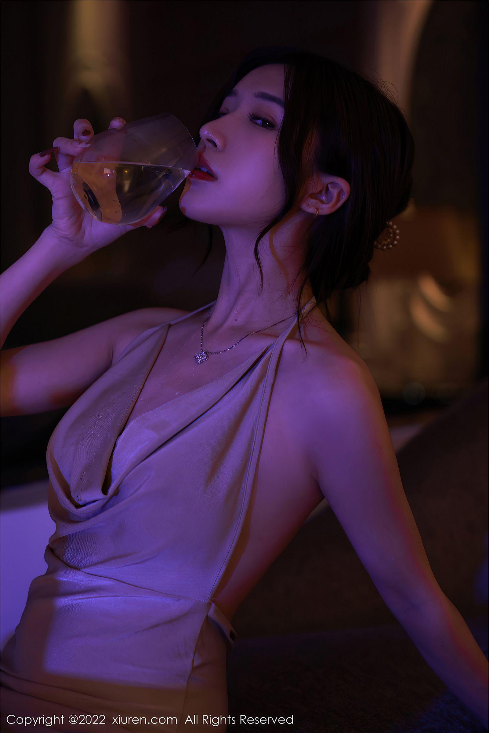 [XIUREN秀人网] 2022.08.08 NO.5400 Hebe韩心雨_p023