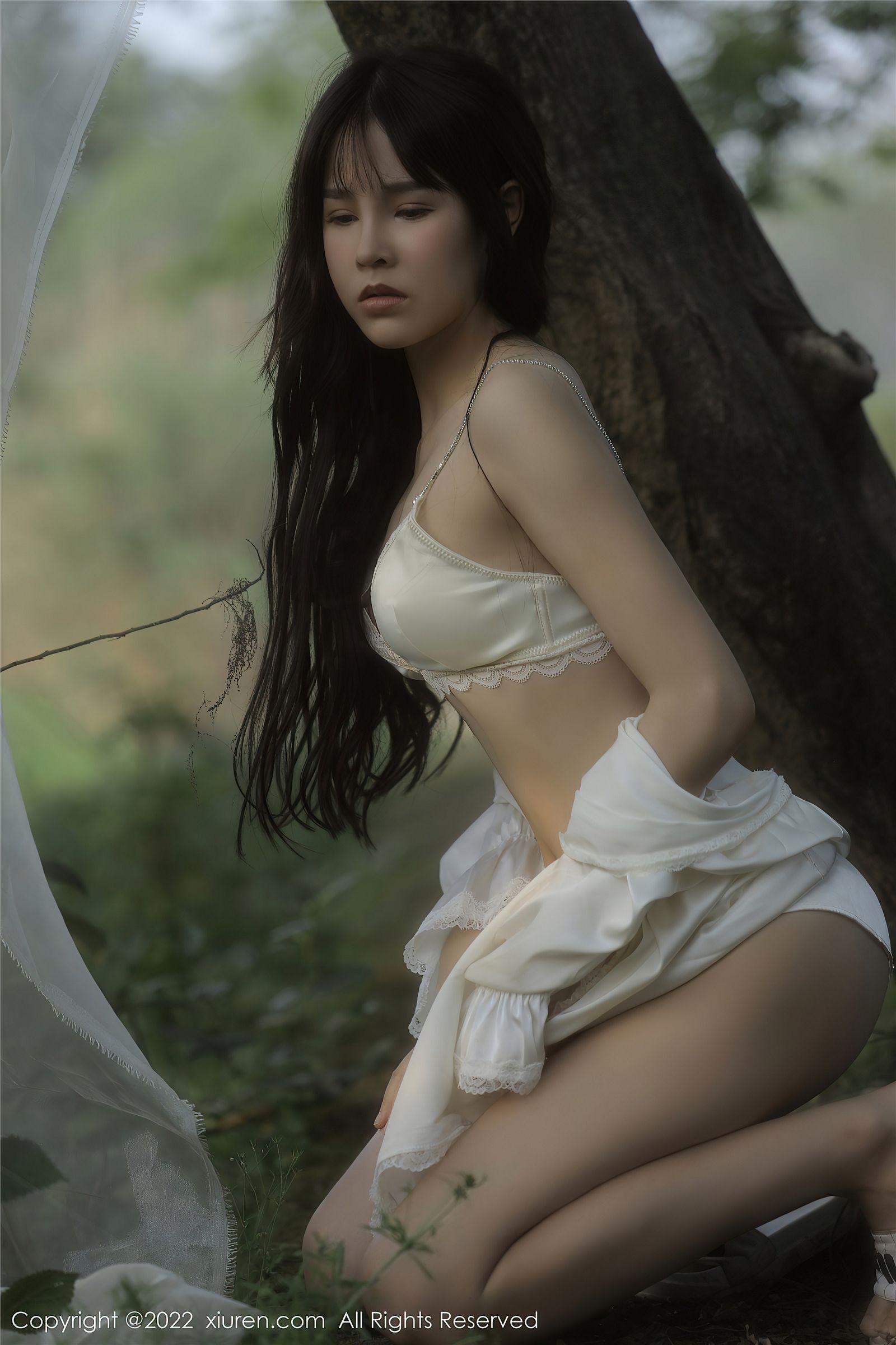 [XIUREN秀人网] 2022.06.02 NO.5098 许嘉欣_p048
