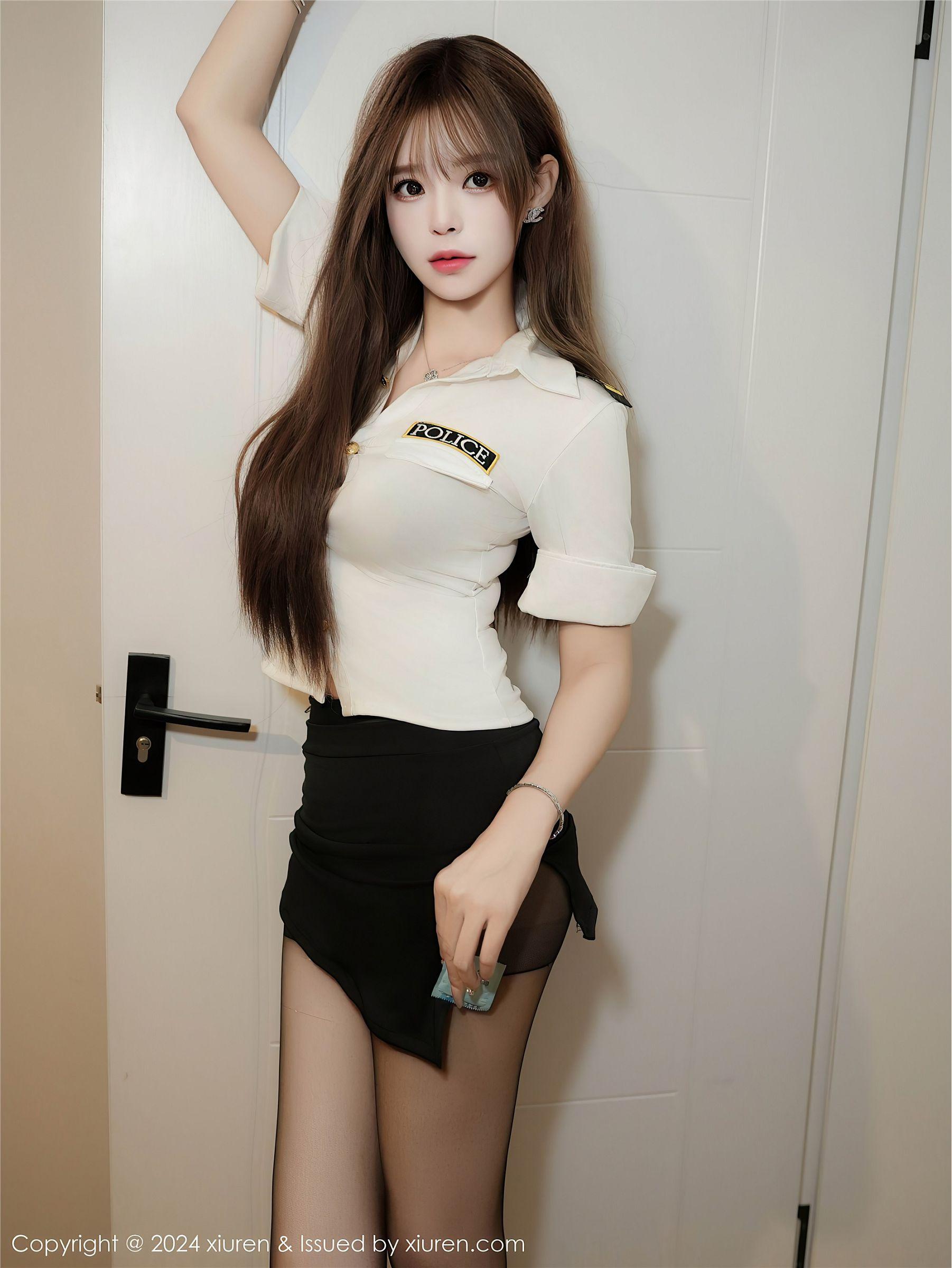 [XIUREN秀人网] 2024.11.01 NO.9378 菲菲吃不胖_p003