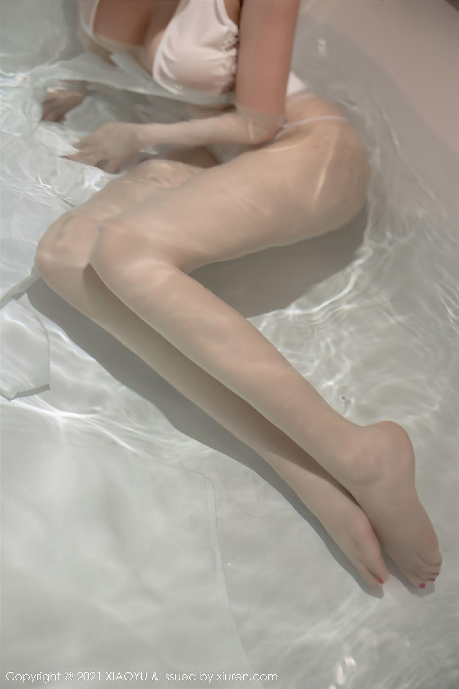 [XIAOYU画语界] 2021.11.12 NO.653 杨晨晨Yome_p058