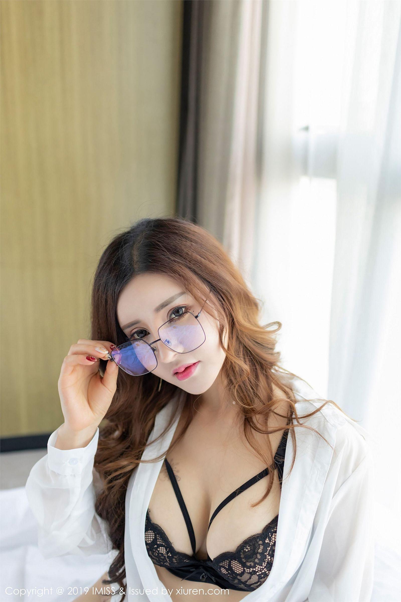 [IMISS爱蜜社美女] 2019.01.30 NO.323 雅雅Yaya_p003