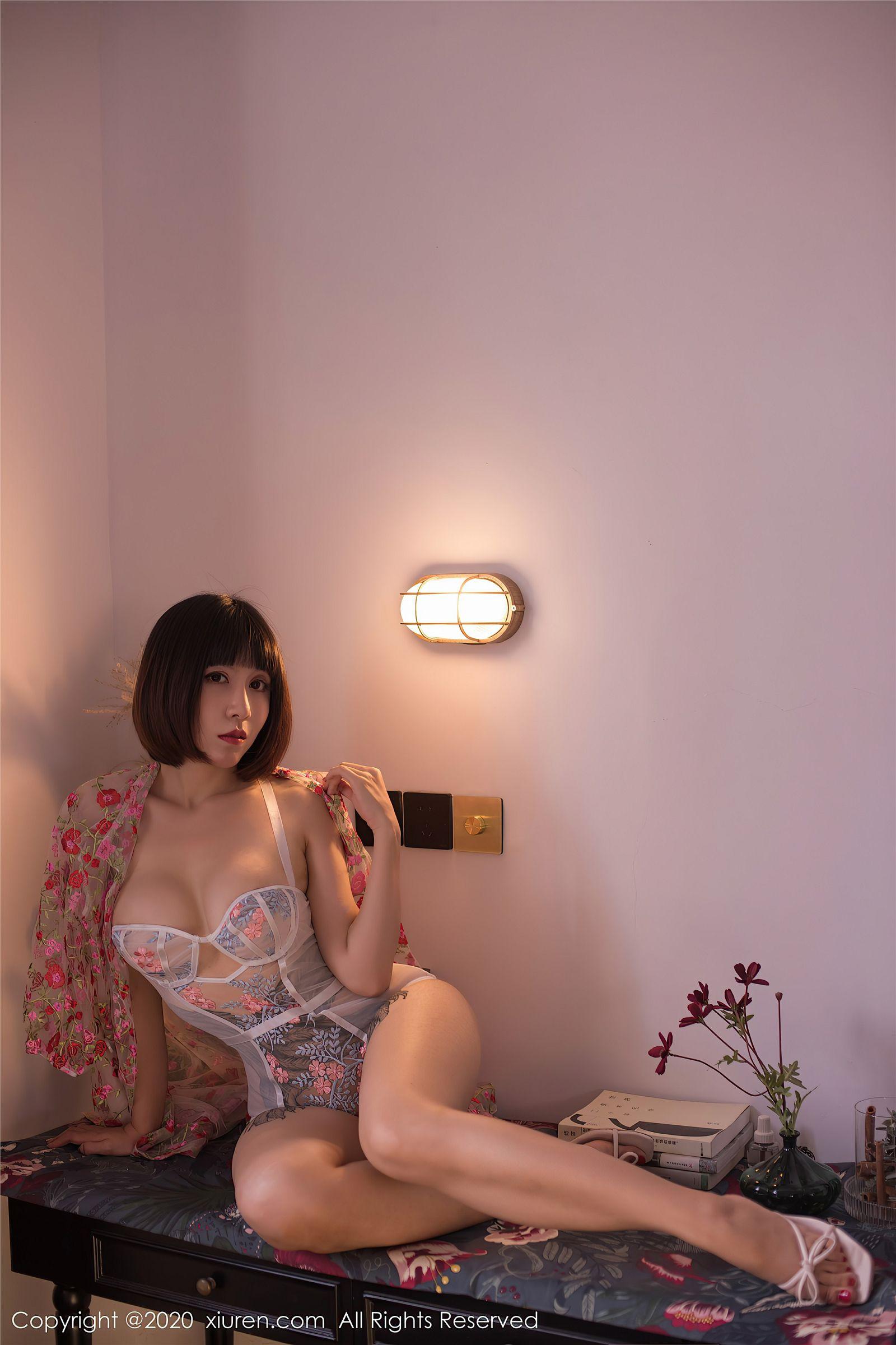 [XIUREN秀人网] 2020.10.15 NO.2654 安妮斯朵拉_Ann_p044