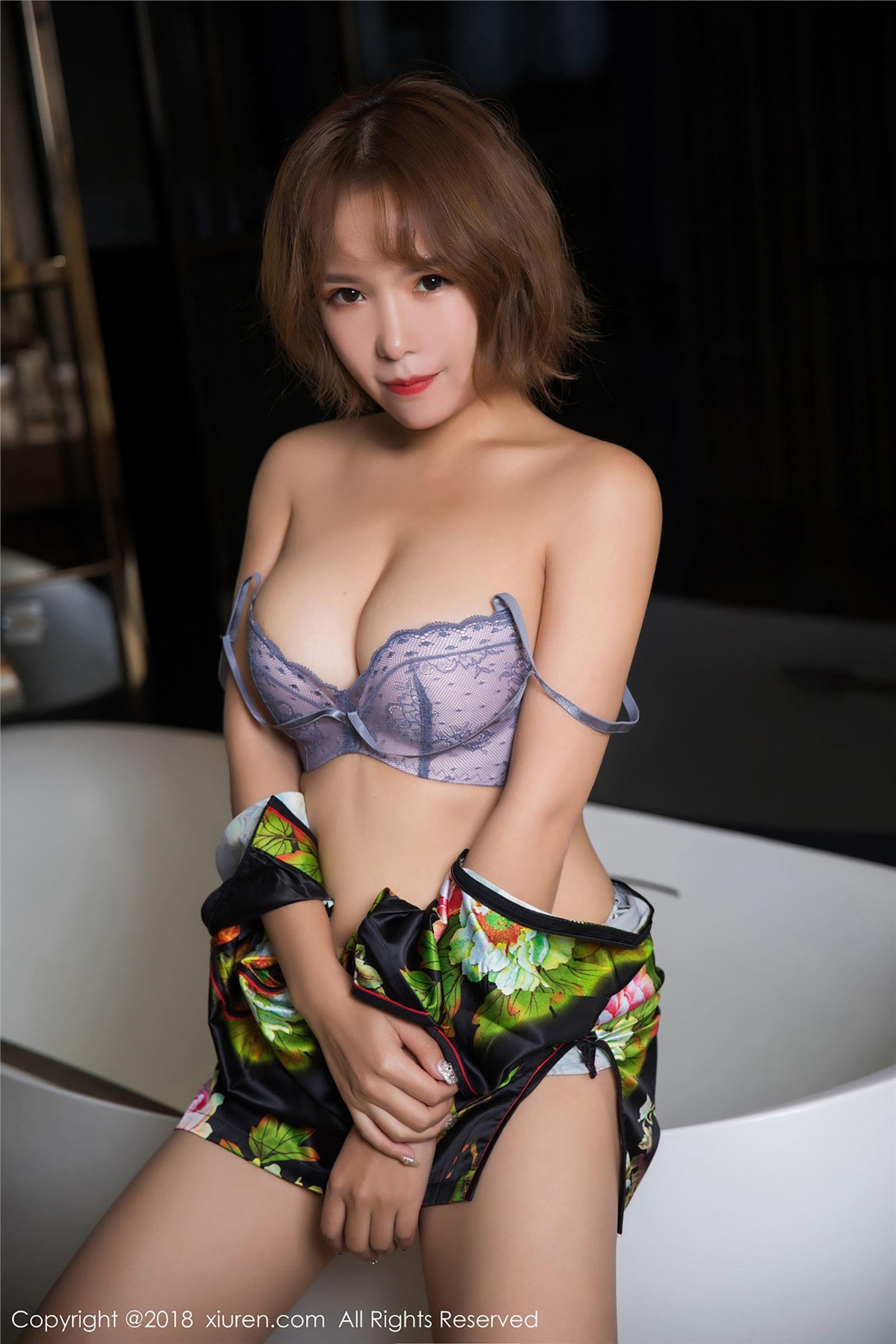 [秀人XIUREN] 2018.12.12 NO.1264 雅雯_p043