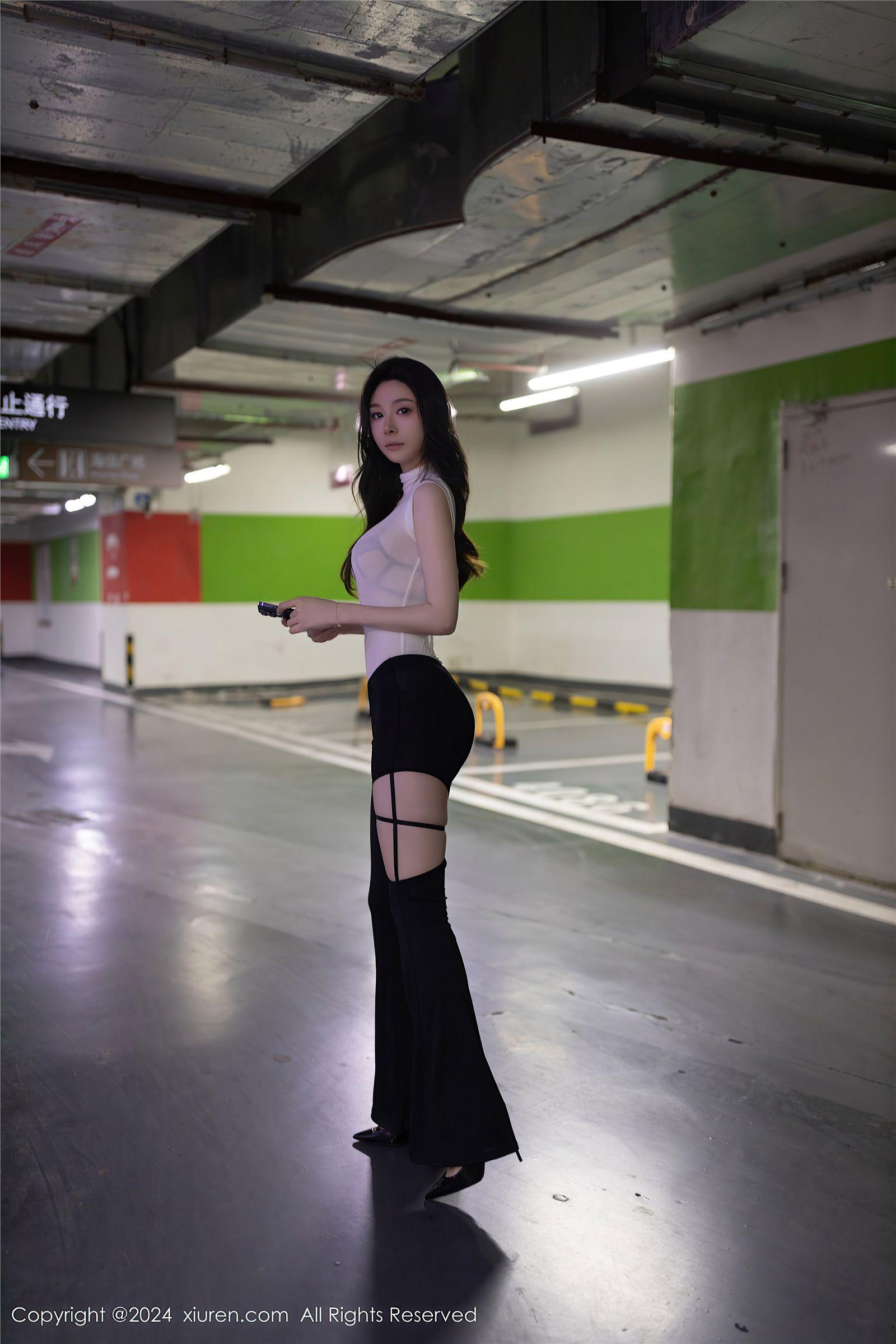 [XIUREN秀人网] 2024.03.21 NO.8270 小逗逗_p001