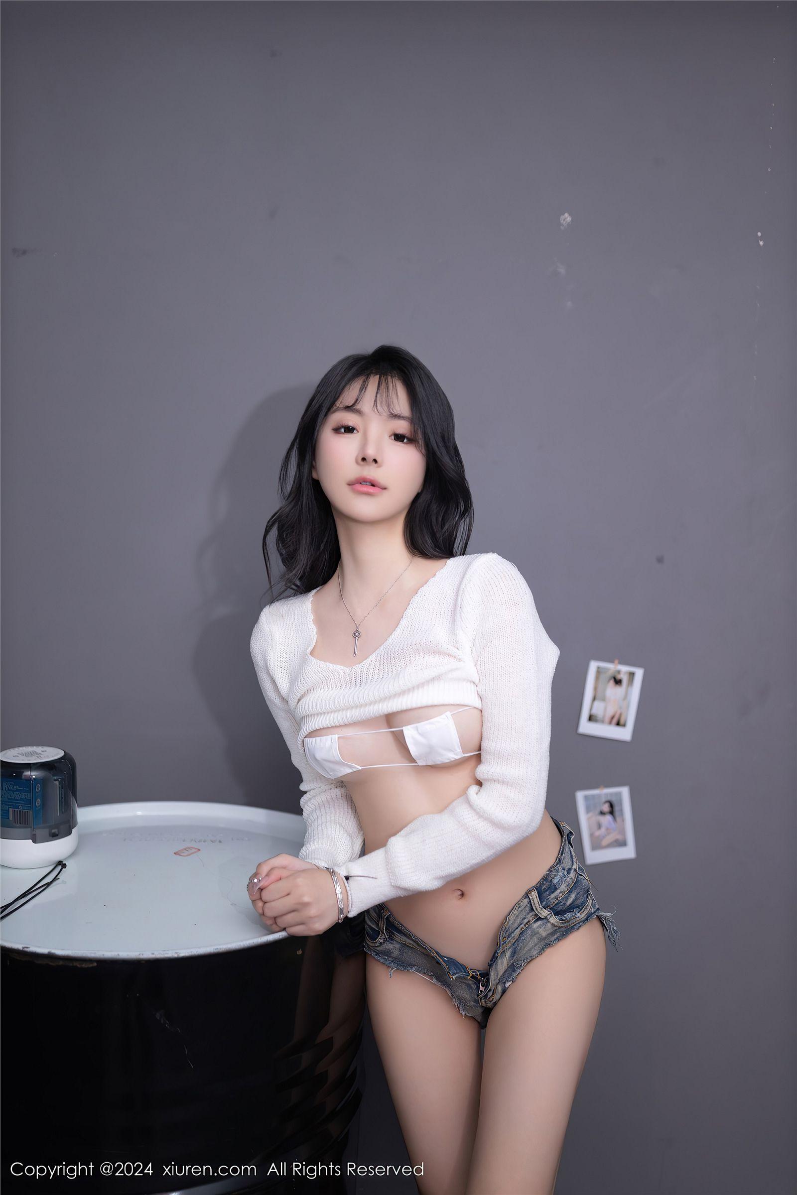 [XIUREN秀人网] 2024.04.26 NO.8458 幼幼_p016