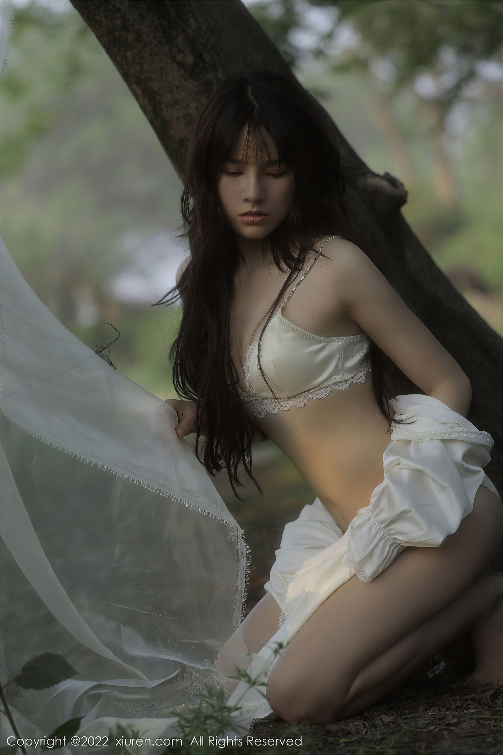 [XIUREN秀人网] 2022.06.02 NO.5098 许嘉欣_p050
