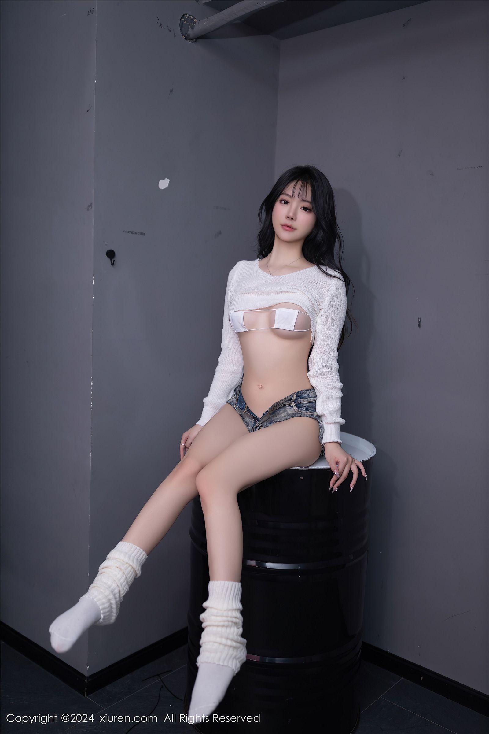 [XIUREN秀人网] 2024.04.26 NO.8458 幼幼_p035