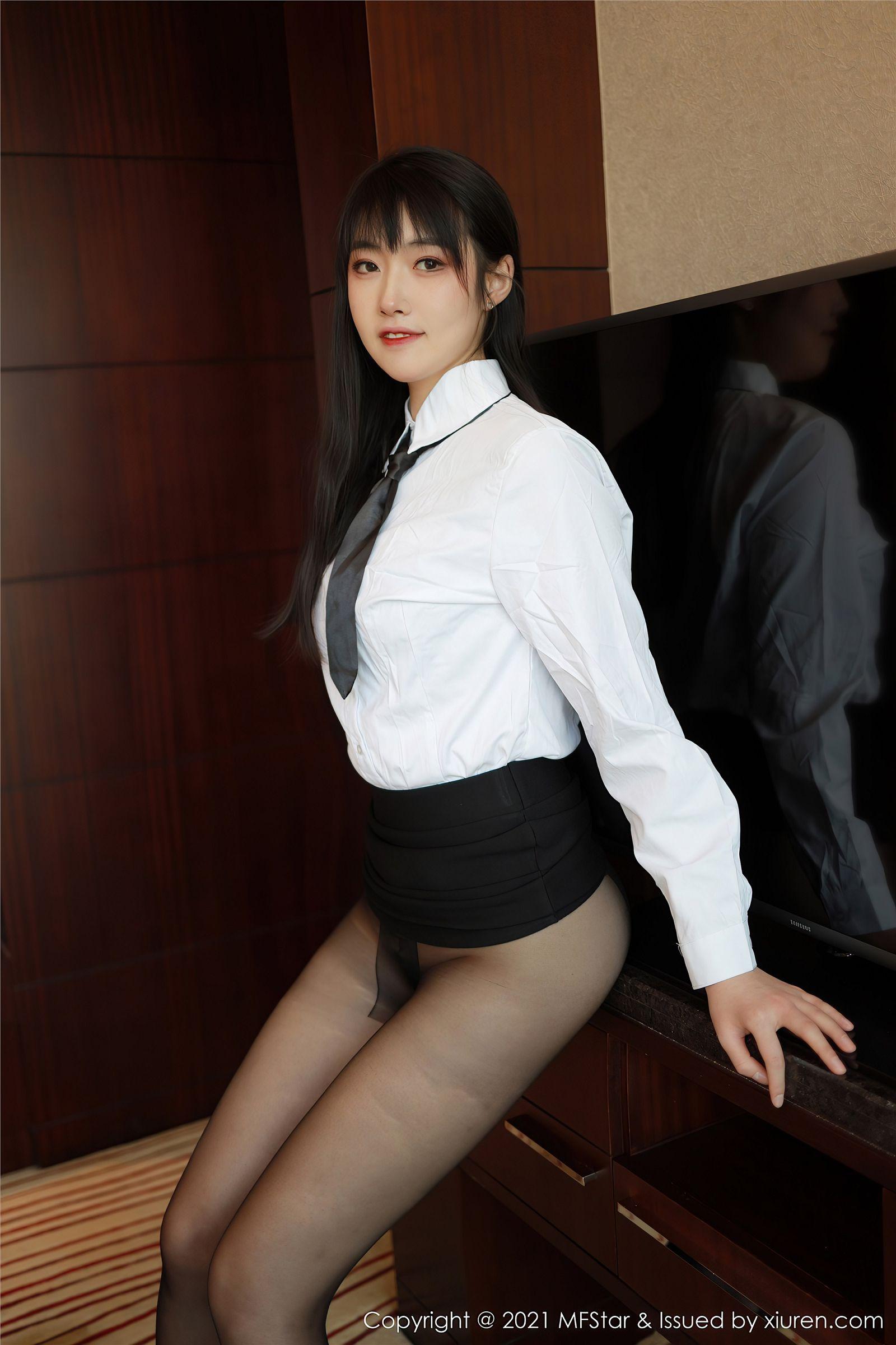 [MFStar模范学院] 2021.01.28 NO.449 锅包又you_p049