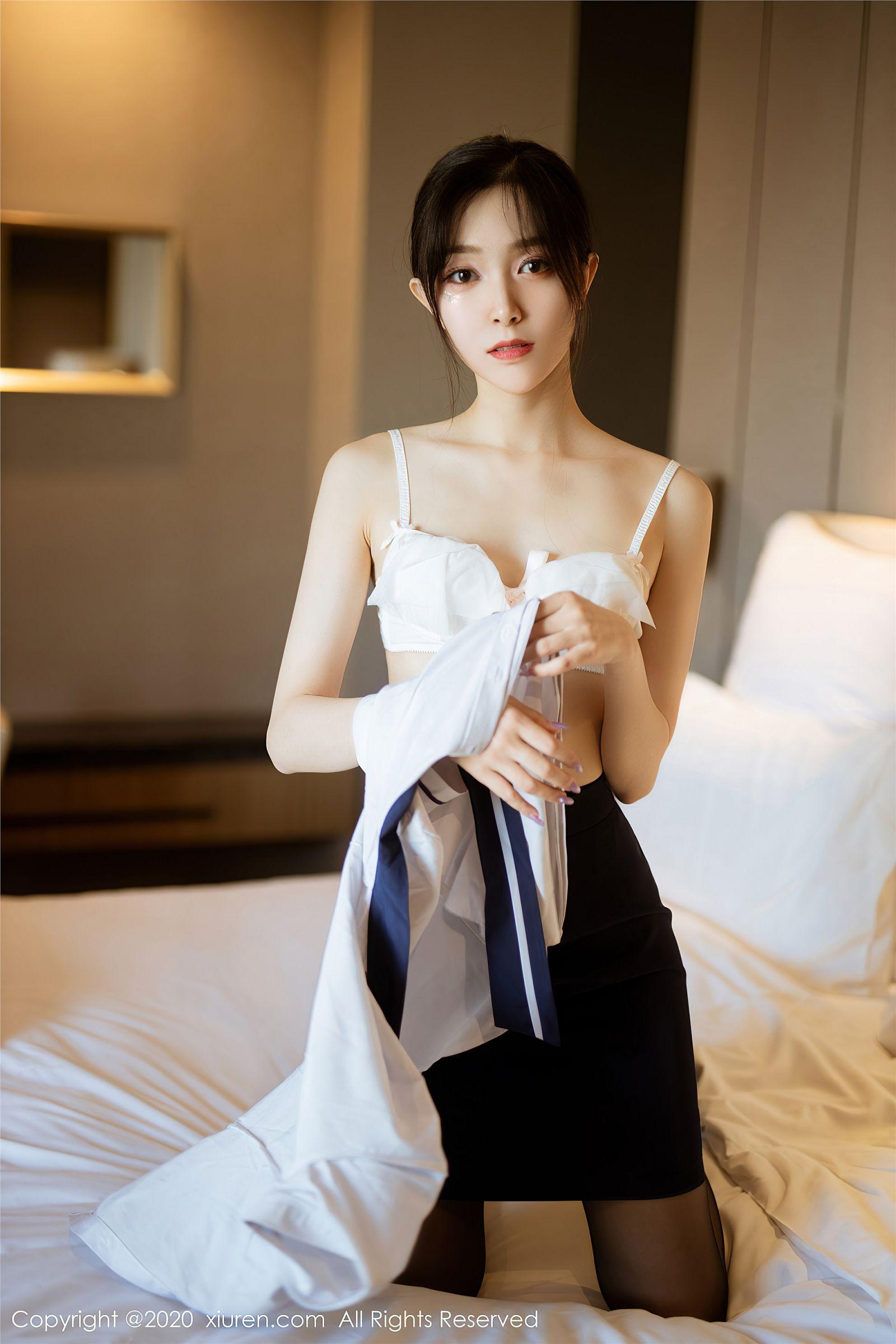 [XIUREN秀人网] 2020.11.04 NO.2735 九千柒柒_p017