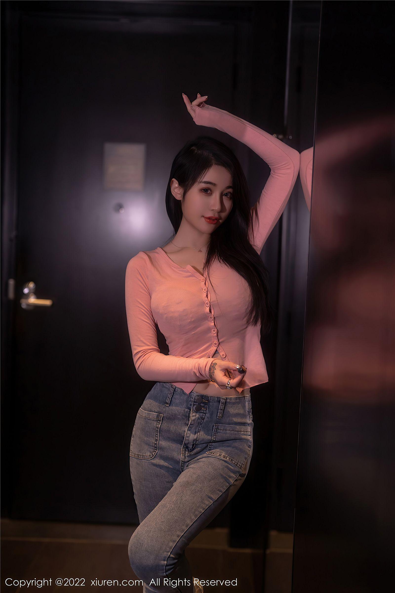 [XIUREN秀人网] 2022.08.29 NO.5506 美七Mia_p004