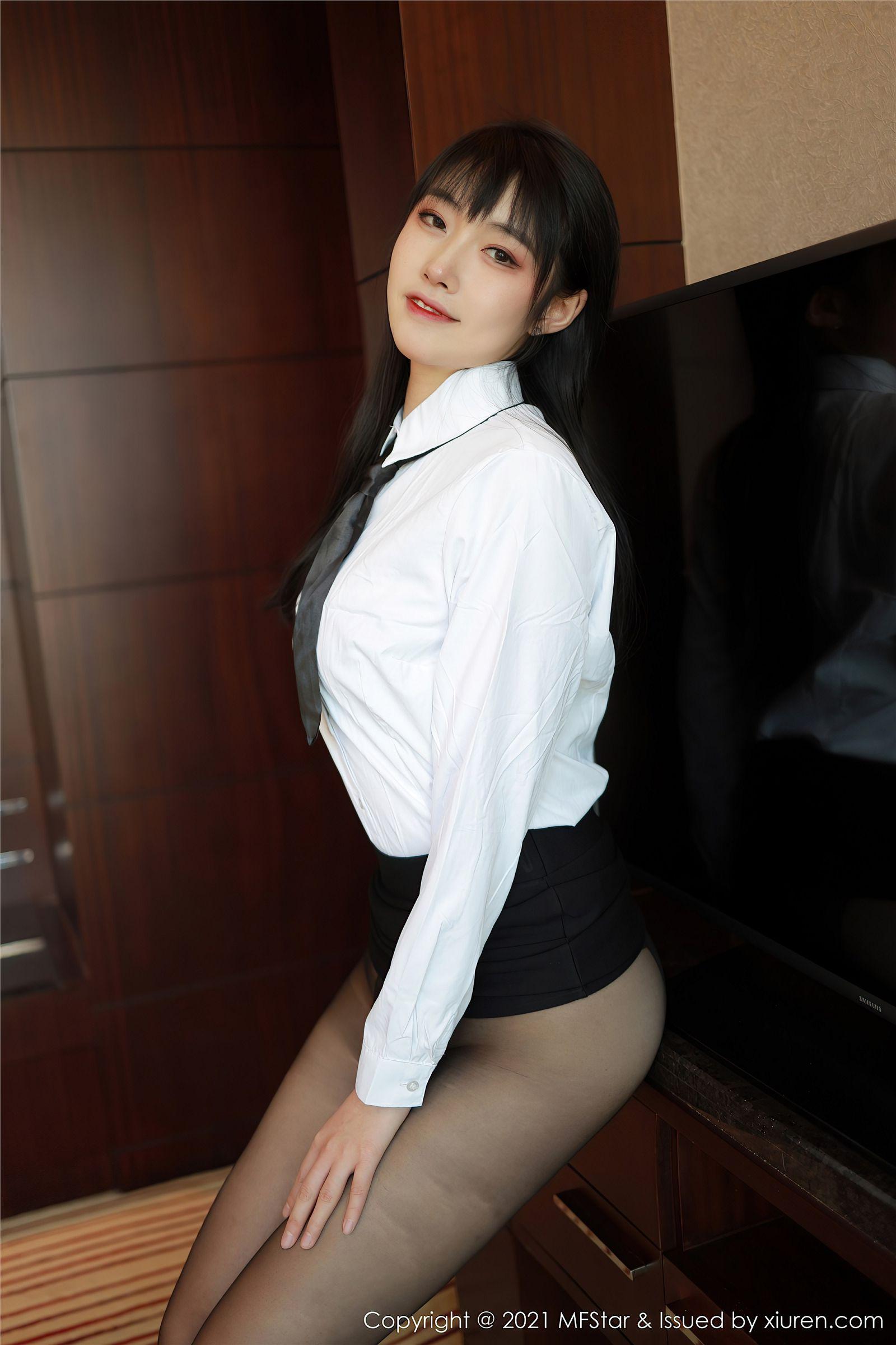 [MFStar模范学院] 2021.01.28 NO.449 锅包又you_p050