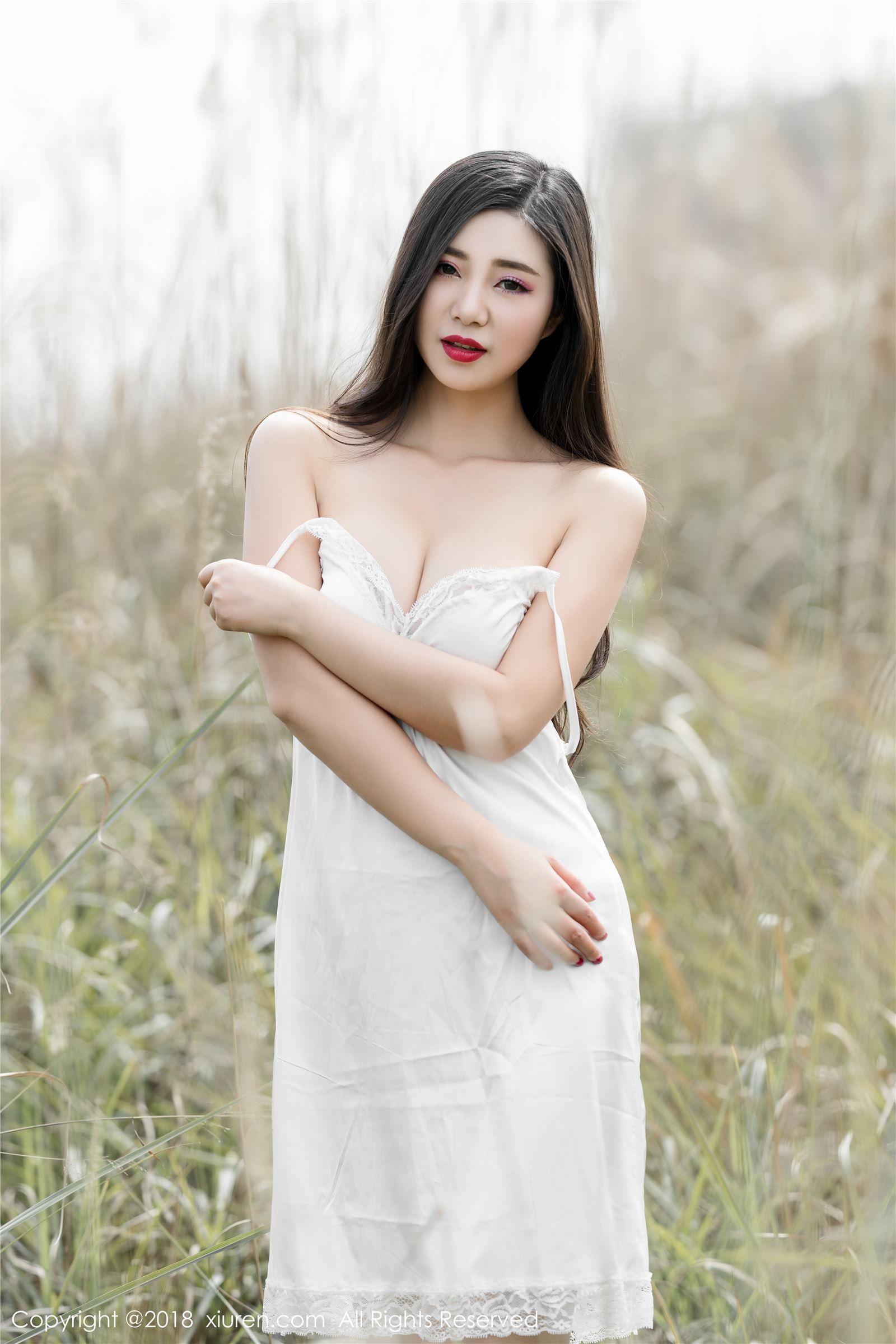 [秀人XIUREN] 2018.07.12 NO.1076 宋-KiKi_p023