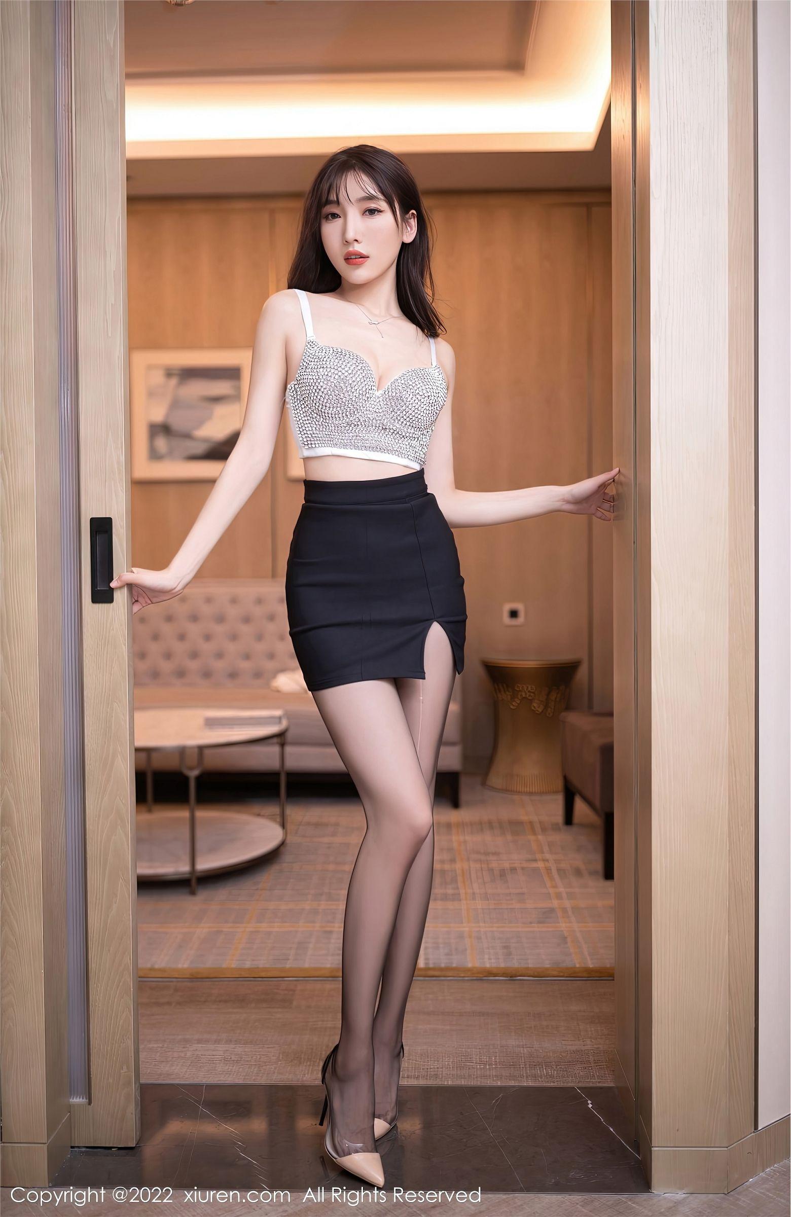 [XIUREN秀人网] 2022.12.01 NO.5940 陆萱萱_p015
