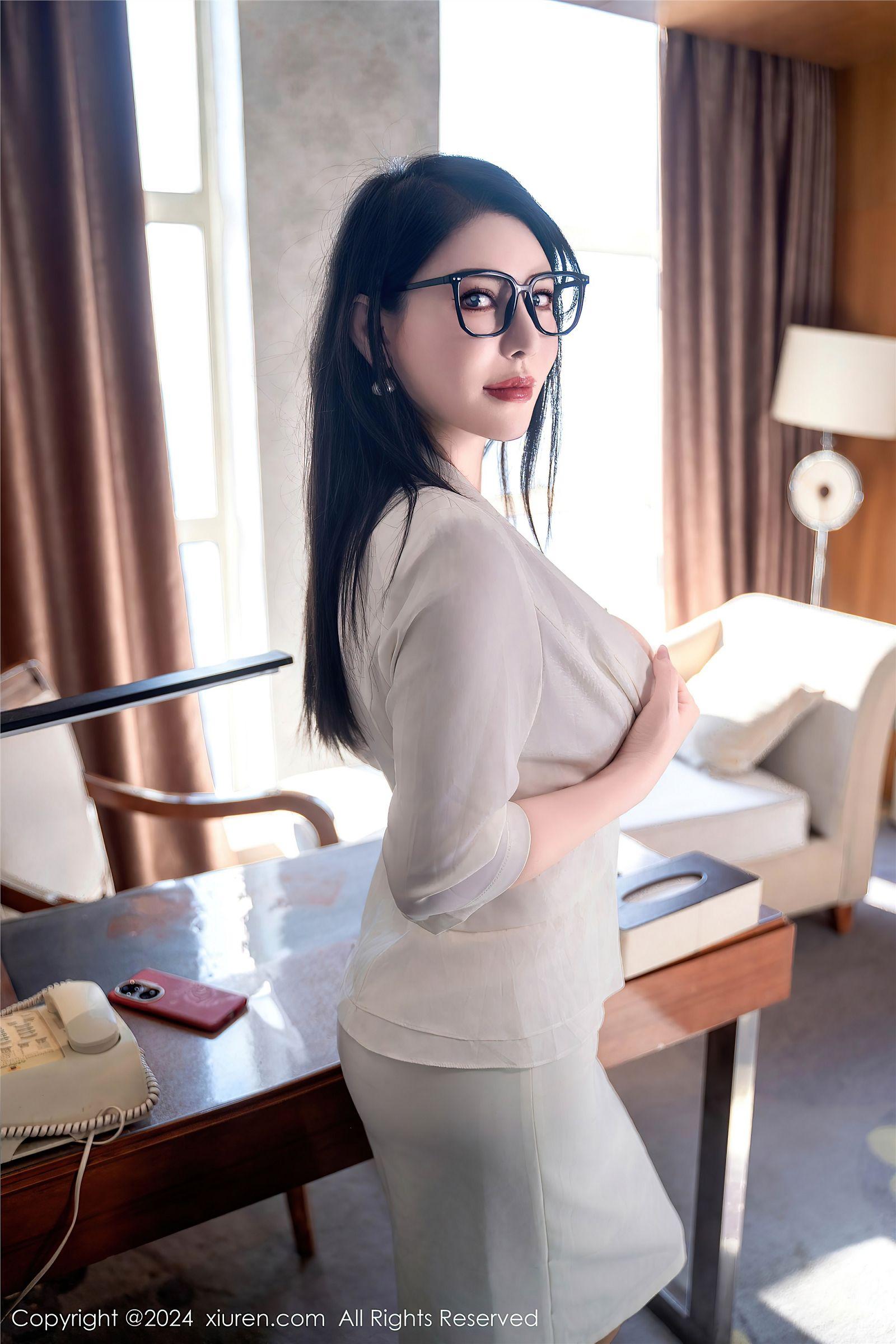 [XIUREN秀人网] 2024.01.24 NO.8008 悦悦姐_p063