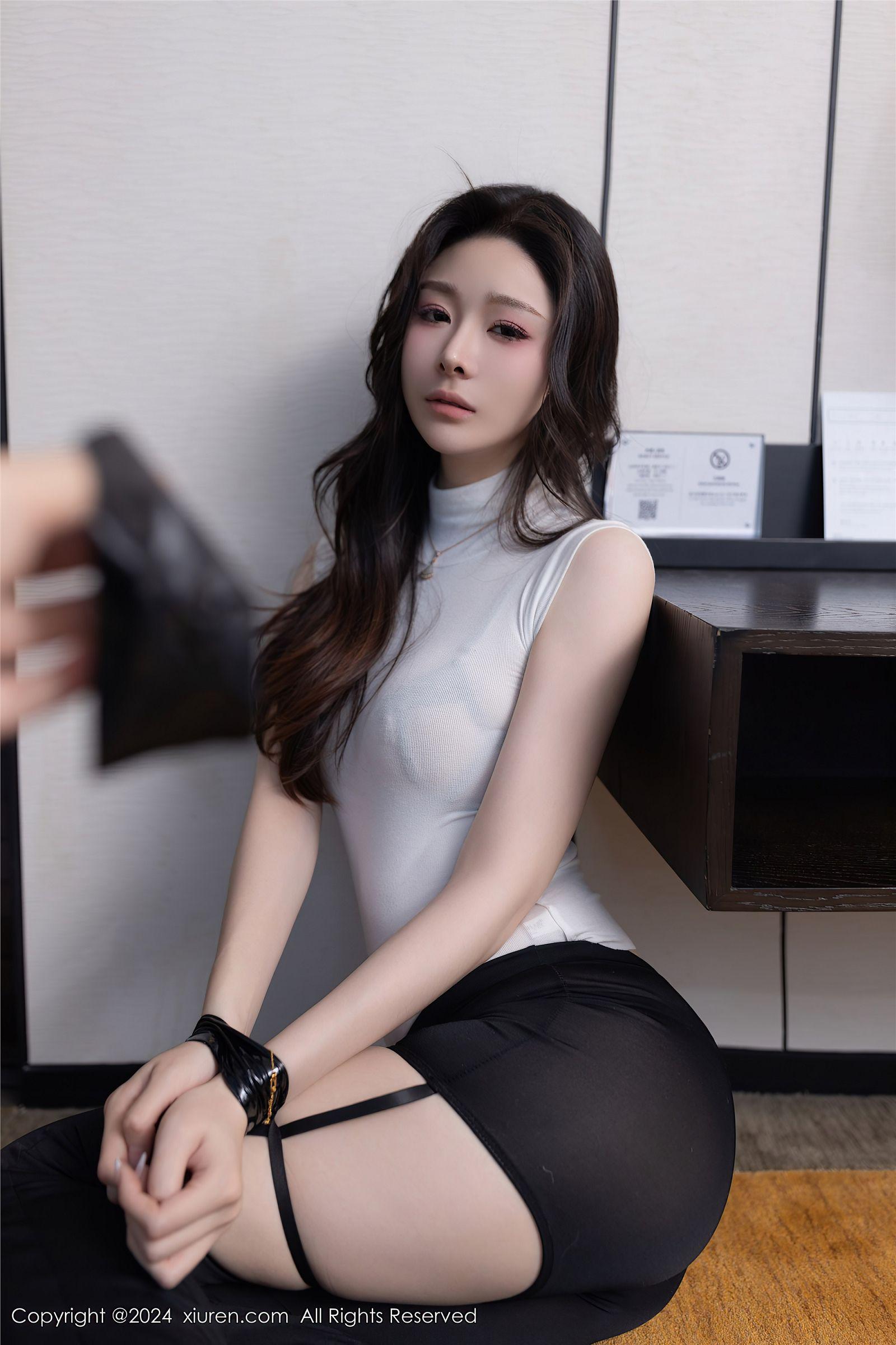 [XIUREN秀人网] 2024.03.21 NO.8270 小逗逗_p004
