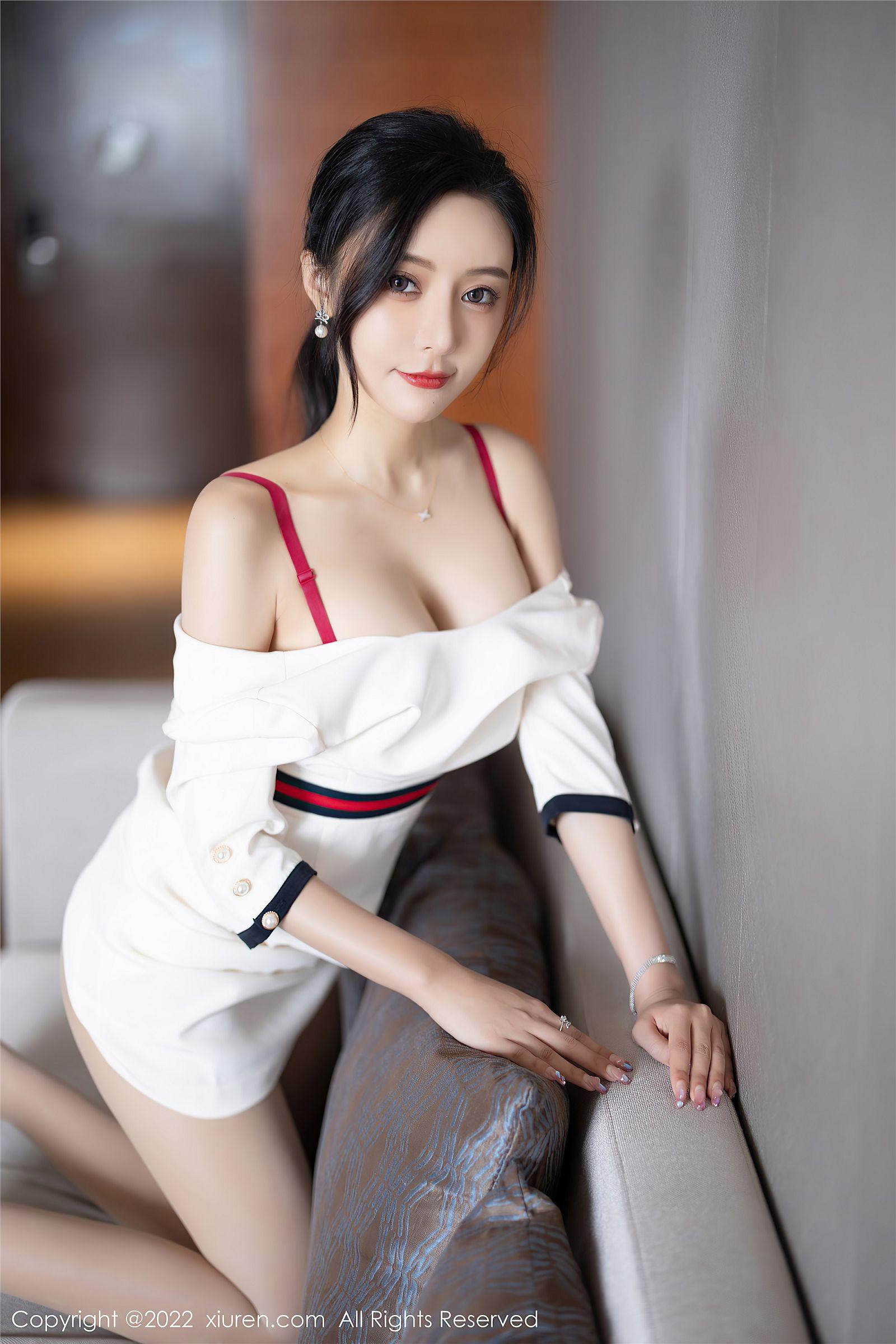[XIUREN秀人网] 2022.05.05 NO.4963 王馨瑶yanni_p026