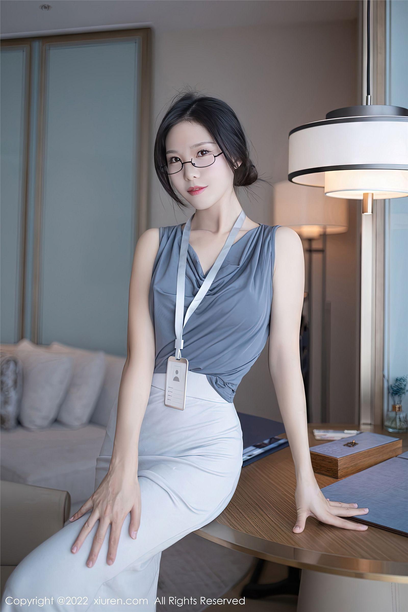 [XIUREN秀人网] 2022.11.23 NO.5900 利世_p023