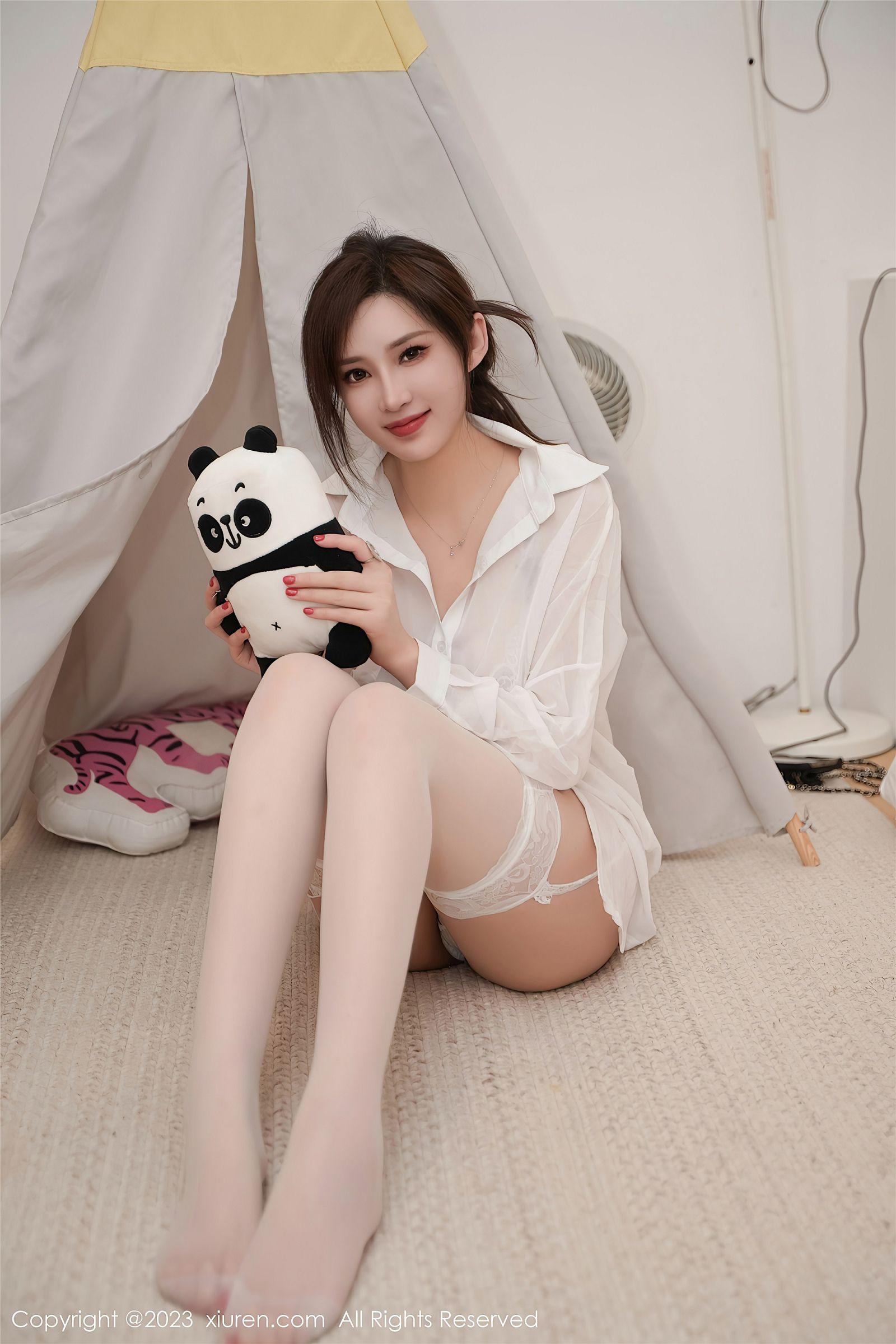 [XIUREN秀人网] 2023.11.16 NO.7672 Carol周妍希_p023