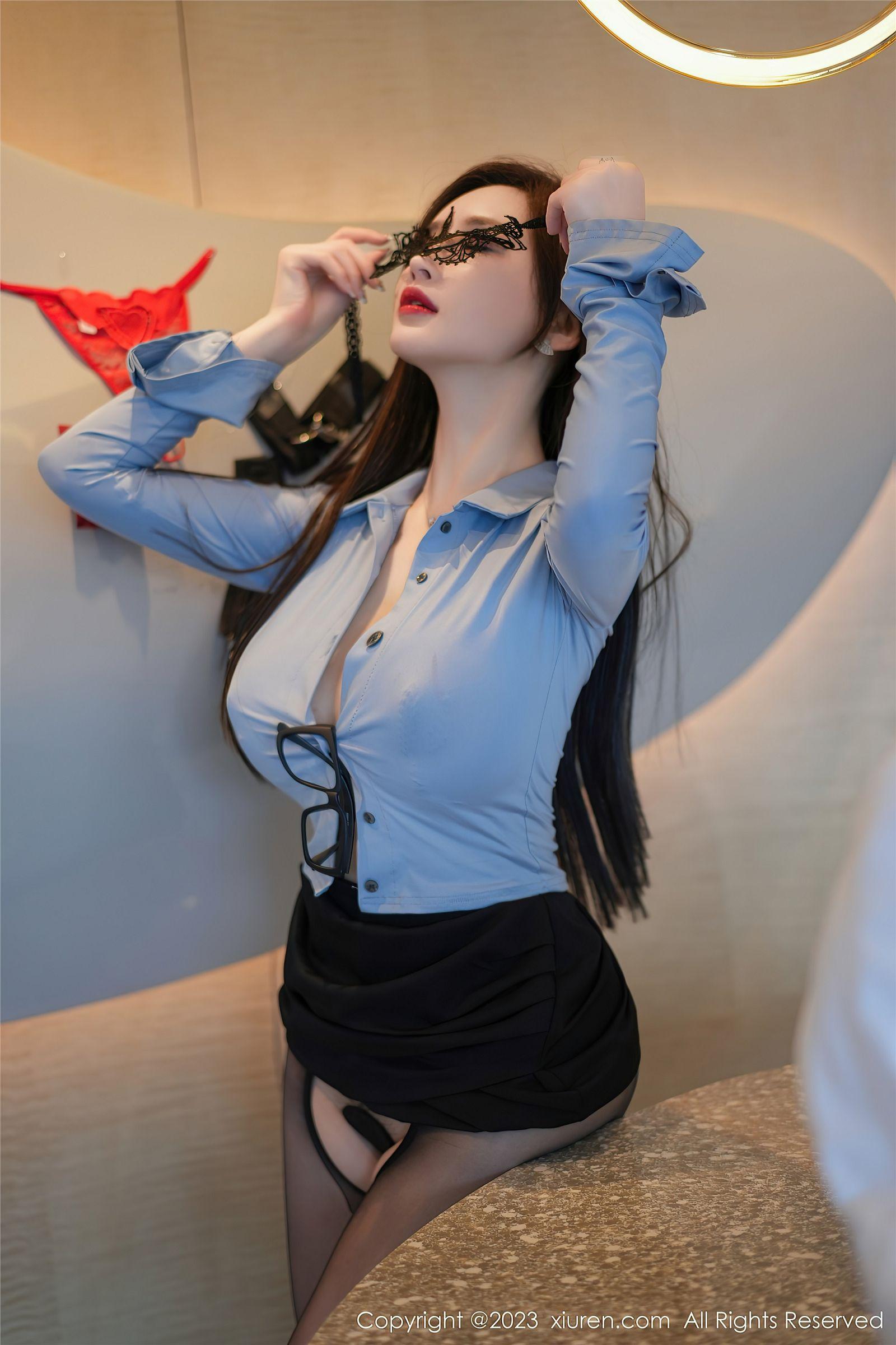 [XIUREN秀人网] 2023.07.18 NO.7095 Carol周妍希 黑丝_p005