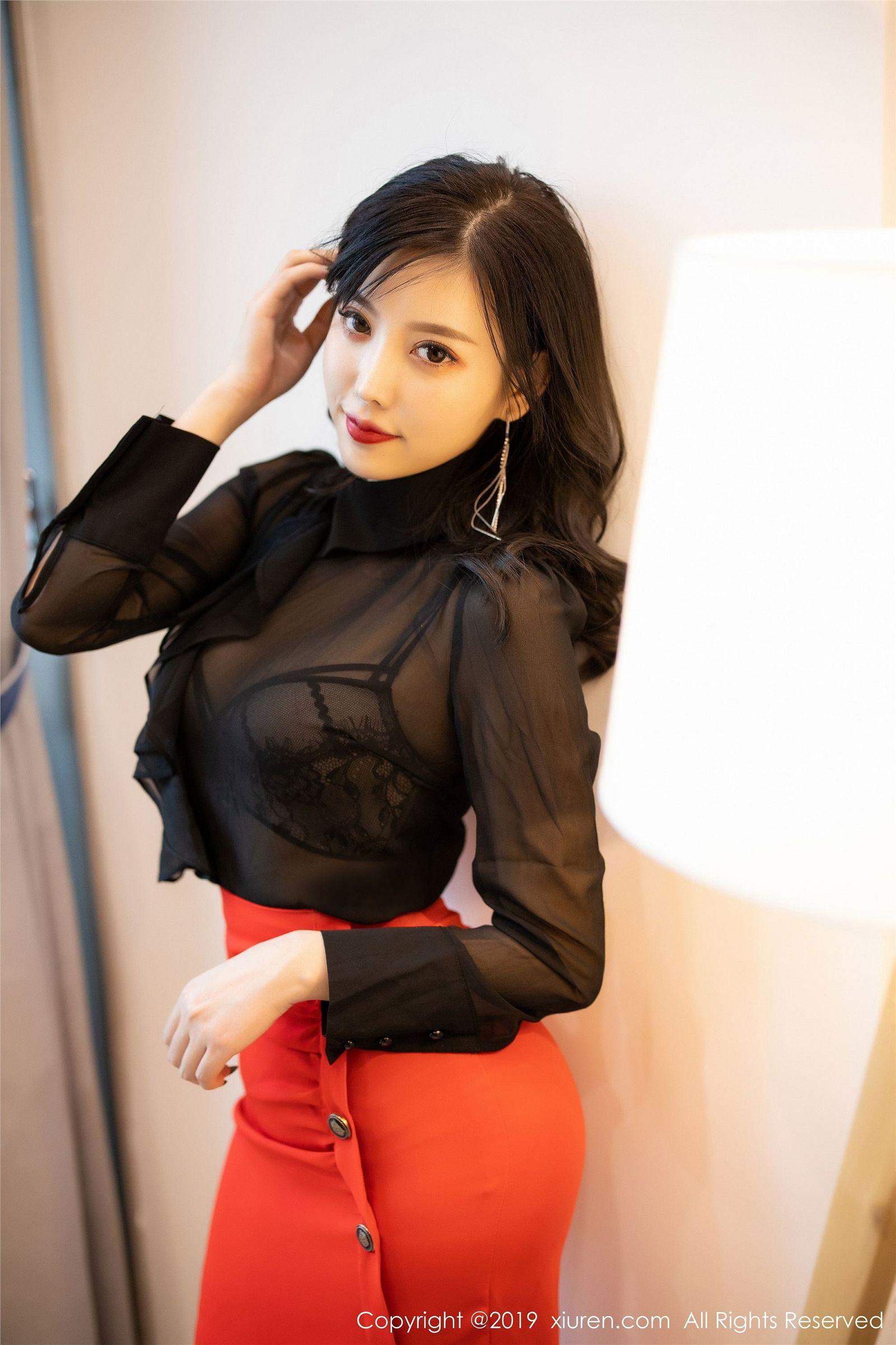 [XIUREN秀人网] 2019.11.07 NO.1778 极致穿透力的视觉魅惑 杨晨晨sugar_p052