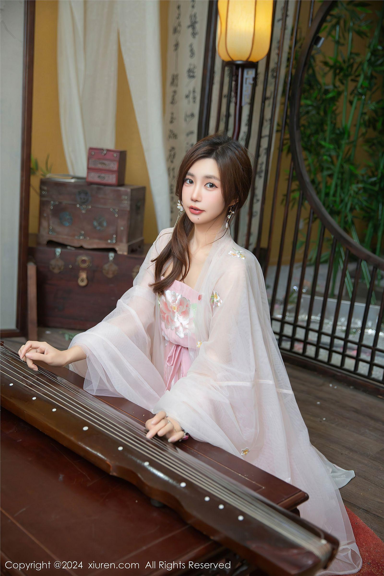[XIUREN秀人网] 2024.11.20 NO.9475 绮里嘉ula_p001