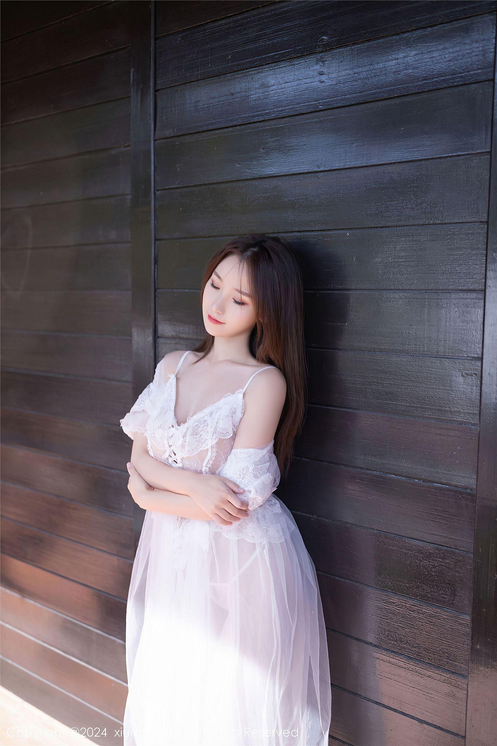 [XIUREN秀人网] 2024.03.27 NO.8302 杏子Yada_p010
